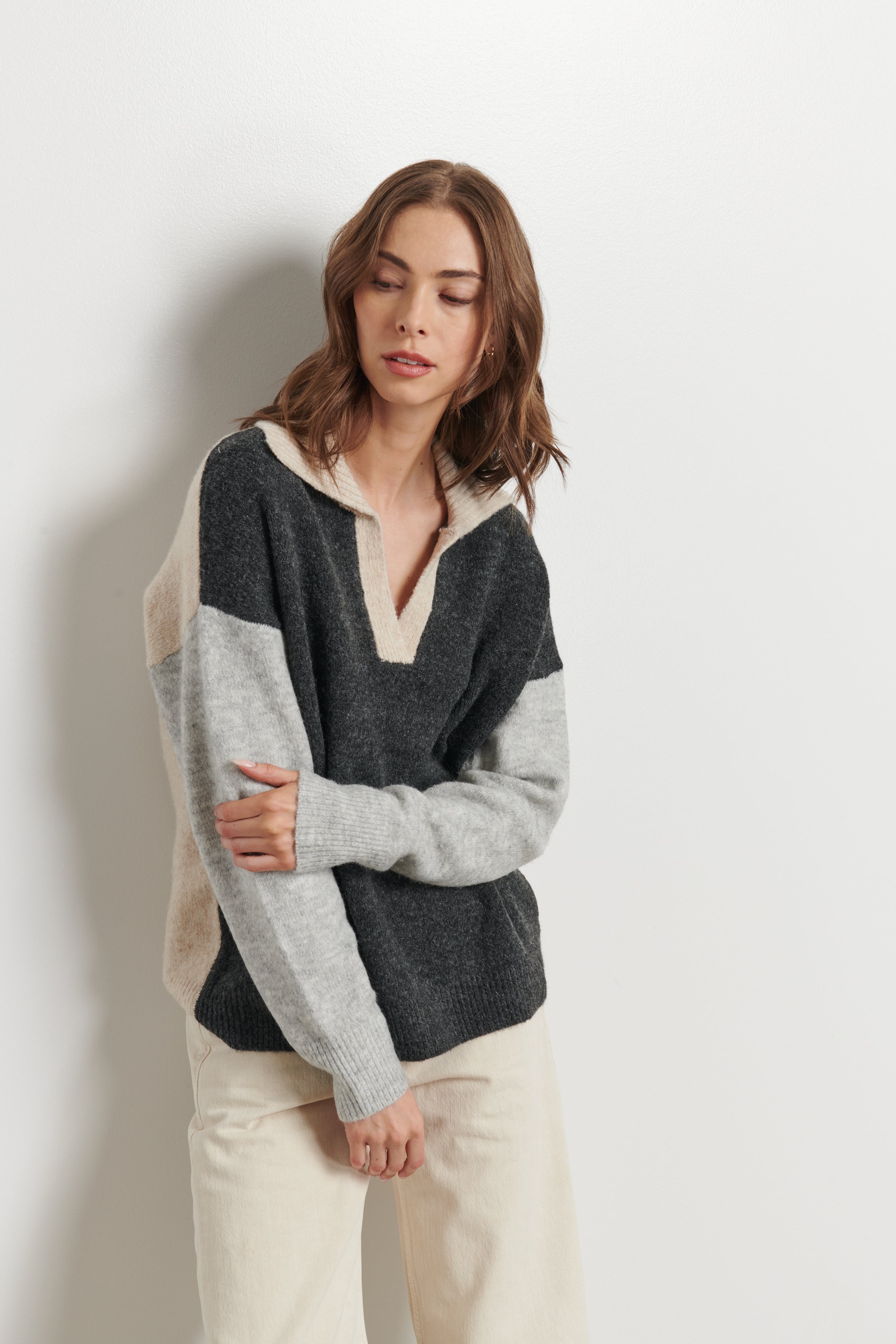 RAELYN COLOUR BLOCK JOHNNY COLLAR SWEATER