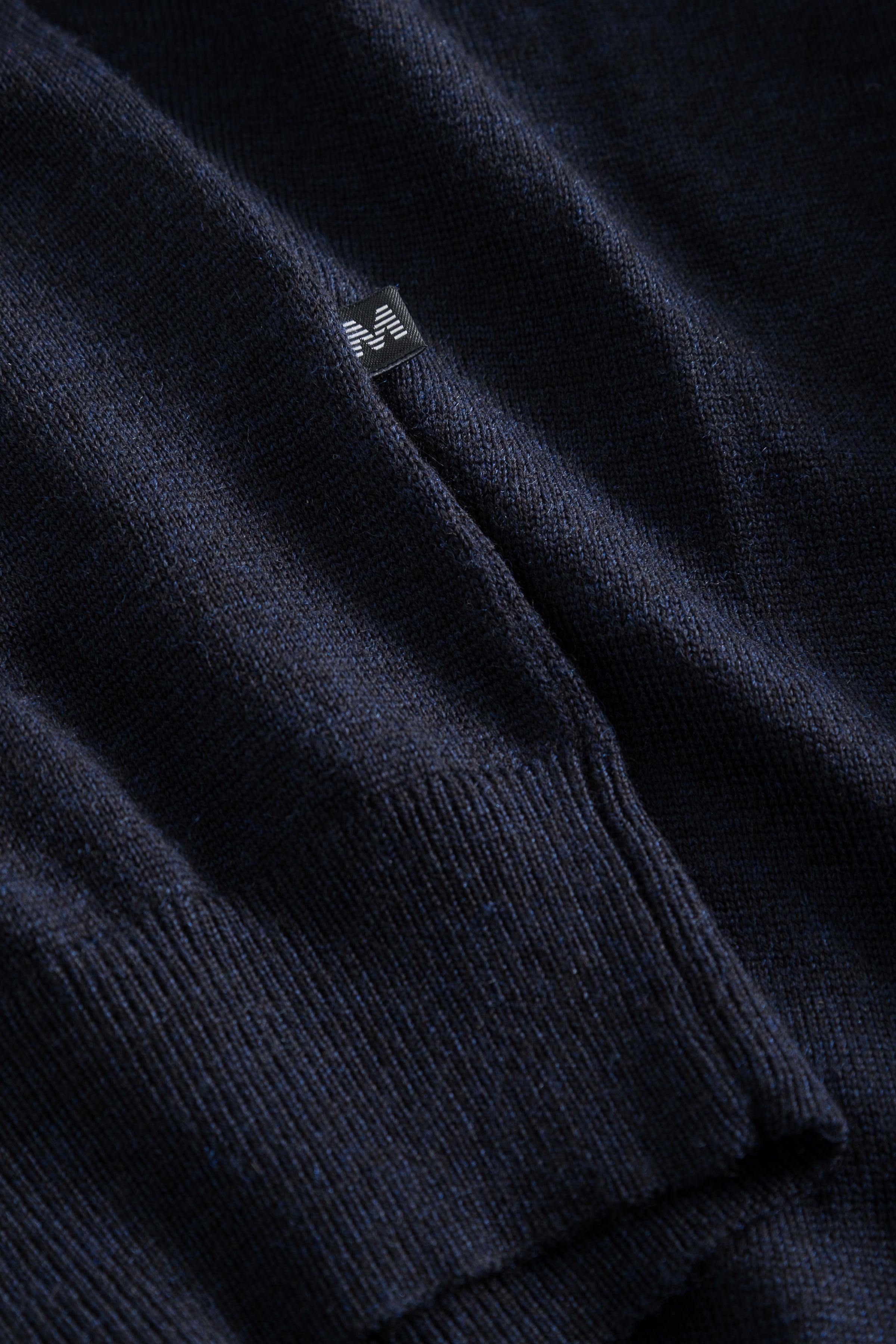 MAGRATE MERINO CREW NECK SWEATER