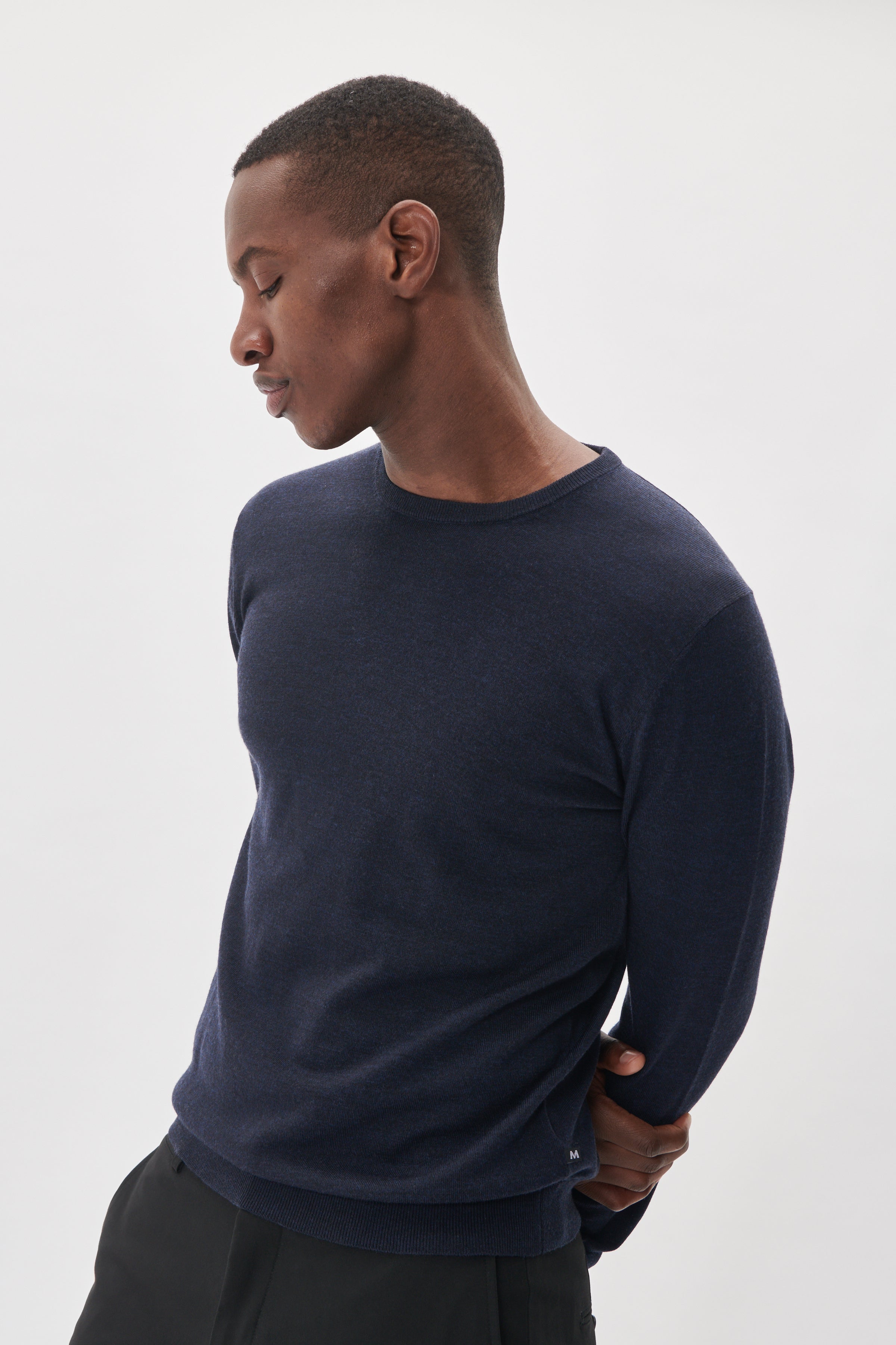MAGRATE MERINO CREW NECK SWEATER