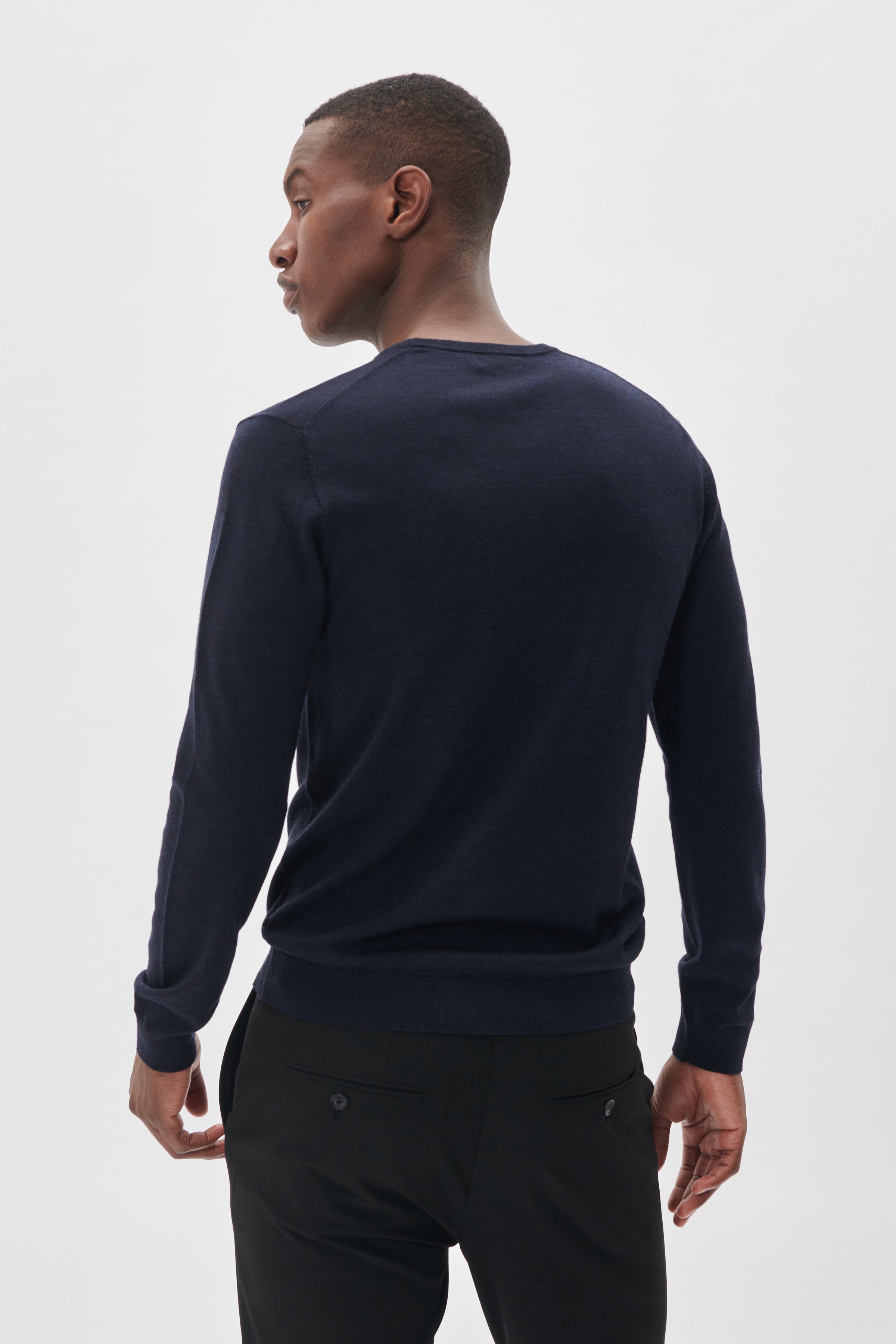 MAGRATE MERINO CREW NECK SWEATER