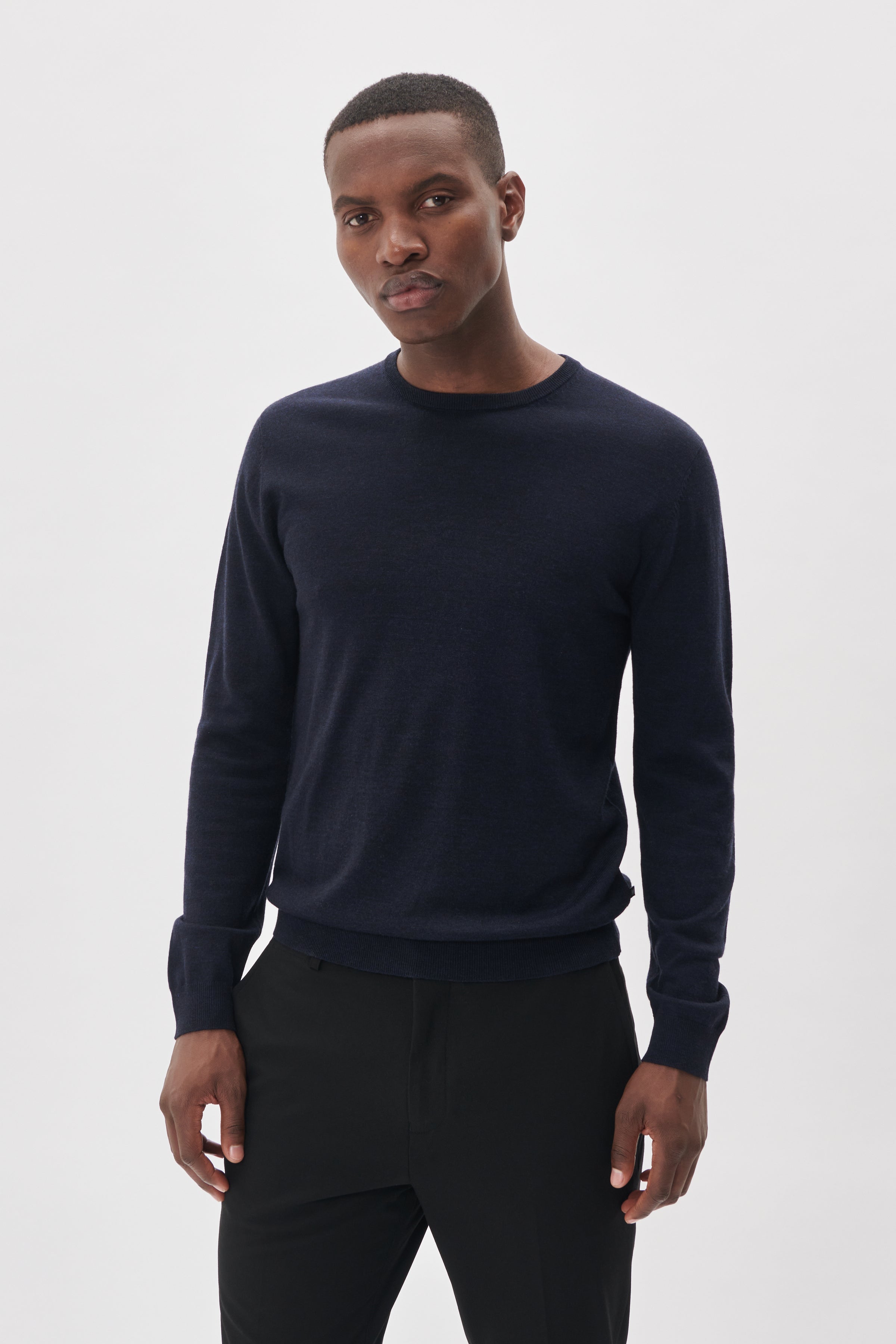 MAGRATE MERINO CREW NECK SWEATER