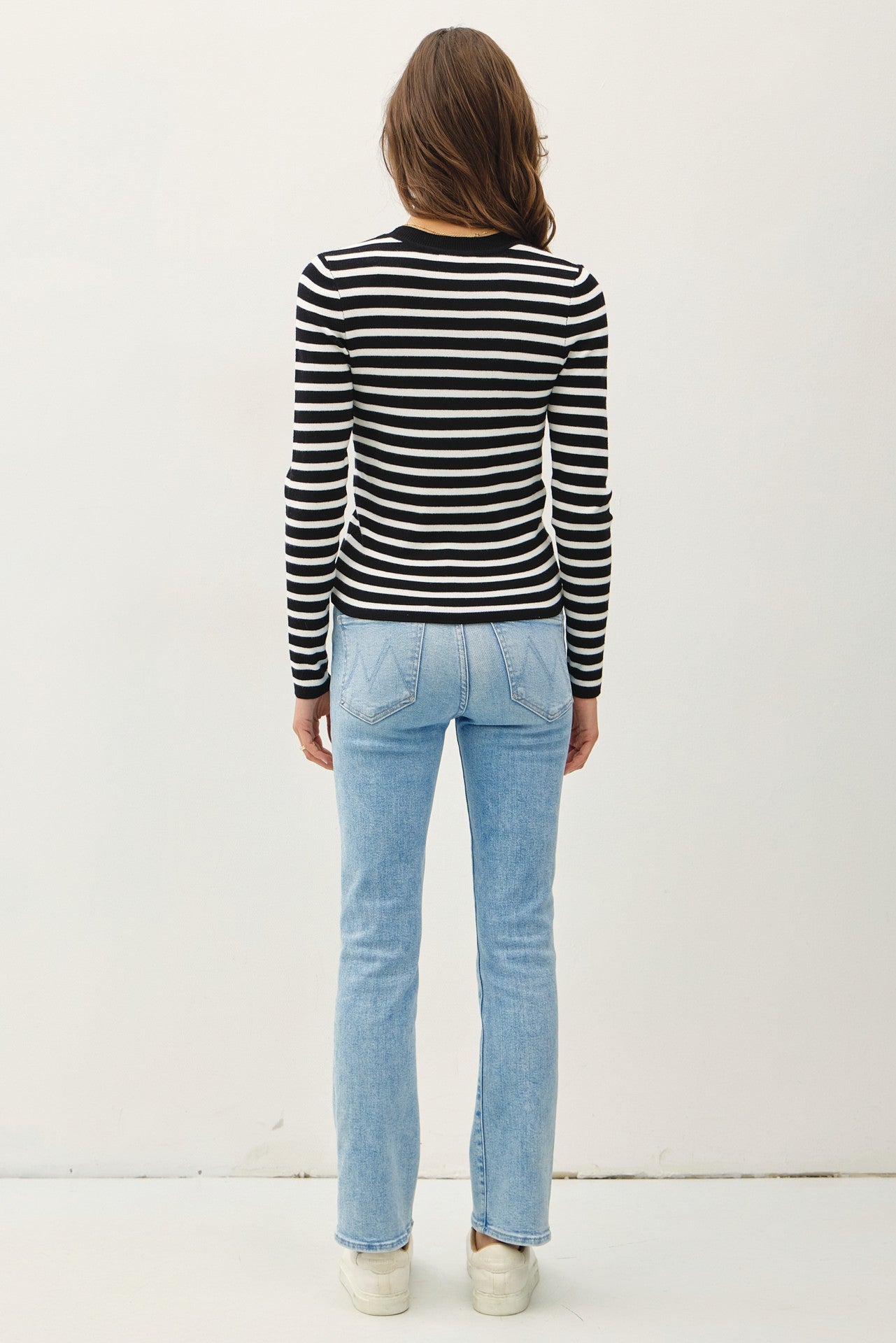 STRIPED LIGHTWEIGHT SWEATER