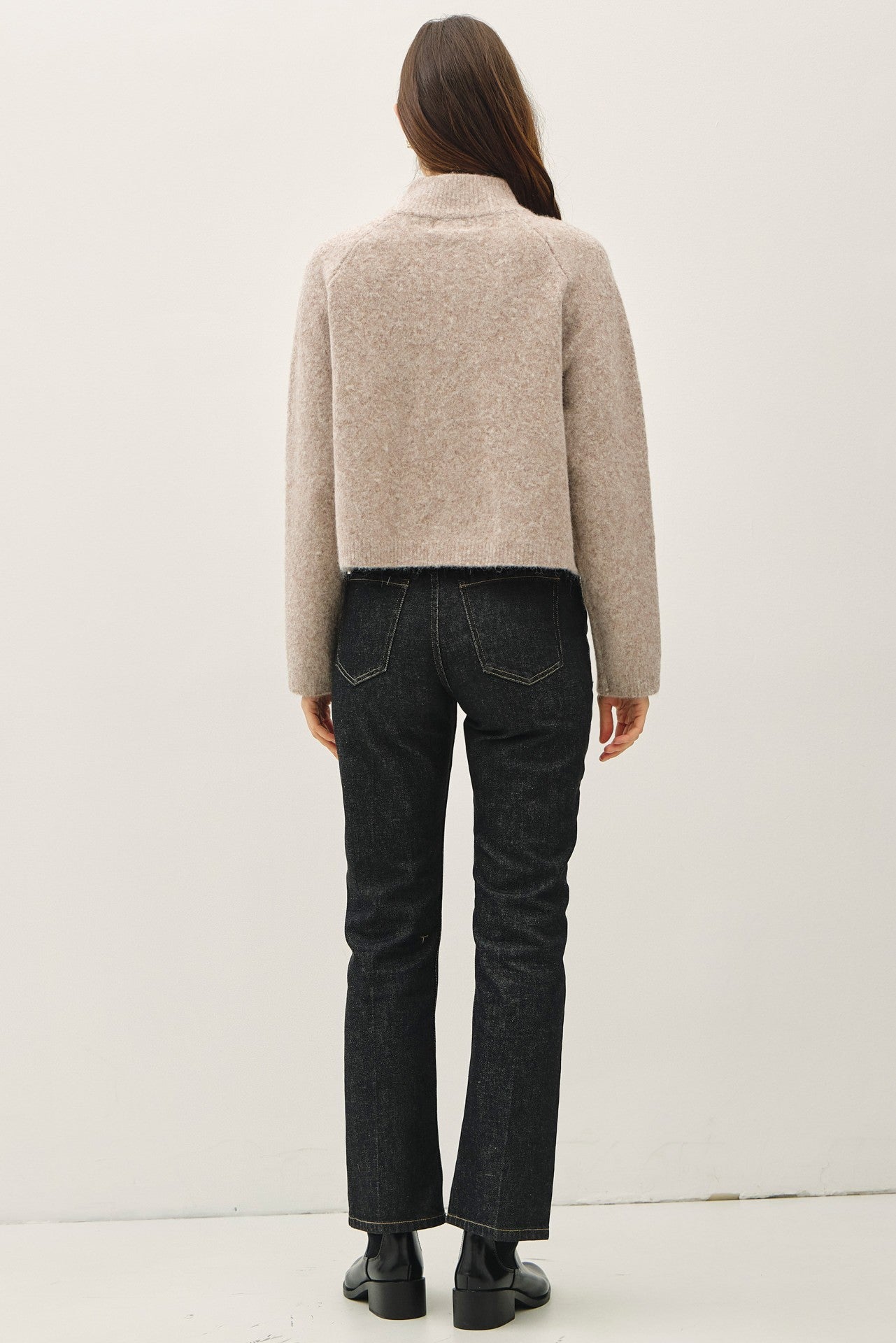 ZIP FRONT CROP CARDI