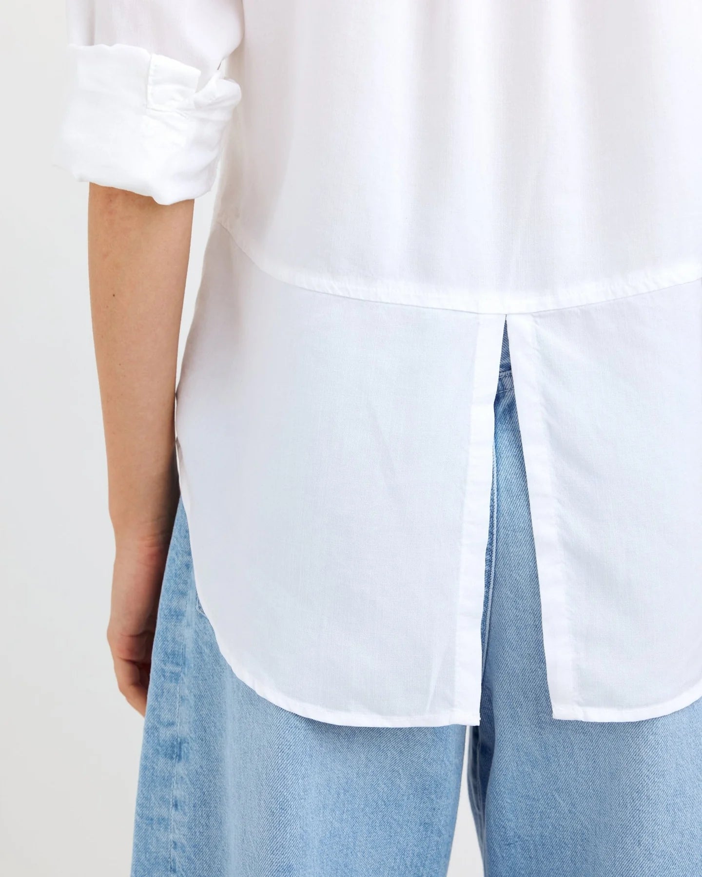 SPLIT BACK BUTTON DOWN SHIRT