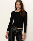 LONG SLEEVE SHOULDER TWIST TOP