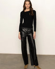 LONG SLEEVE SHOULDER TWIST TOP
