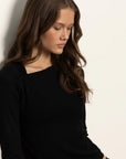 LONG SLEEVE SHOULDER TWIST TOP