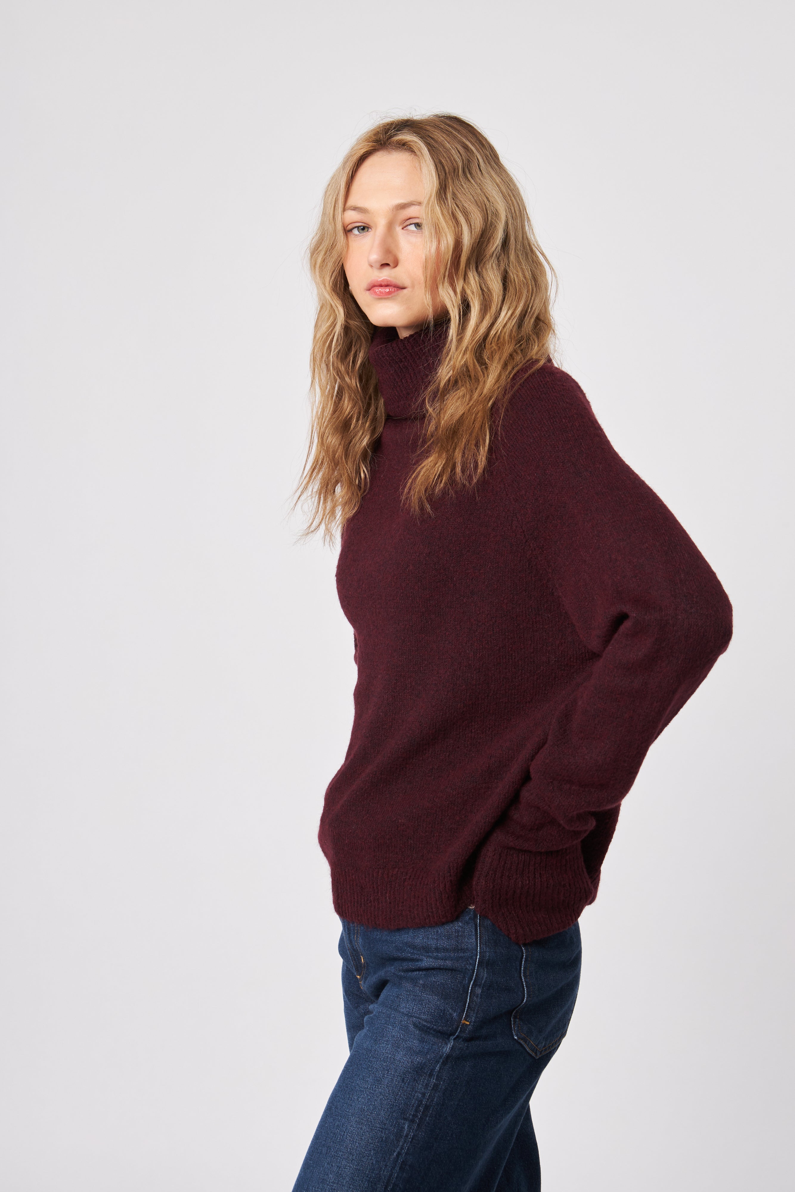 EMMETT SLOUCH NECK SWEATER
