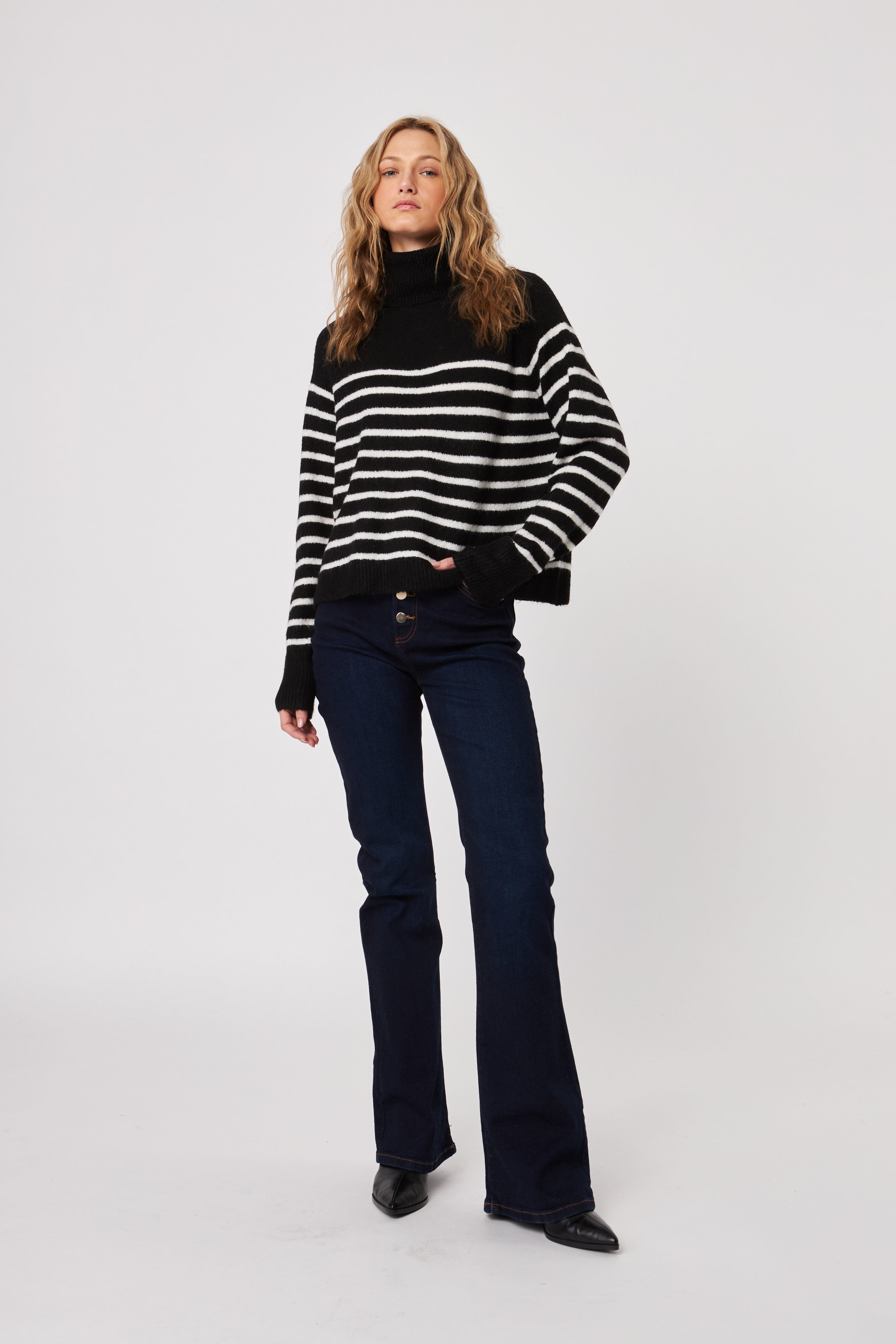 ELI MIME STRIPE TURTLE NECK SWEATER