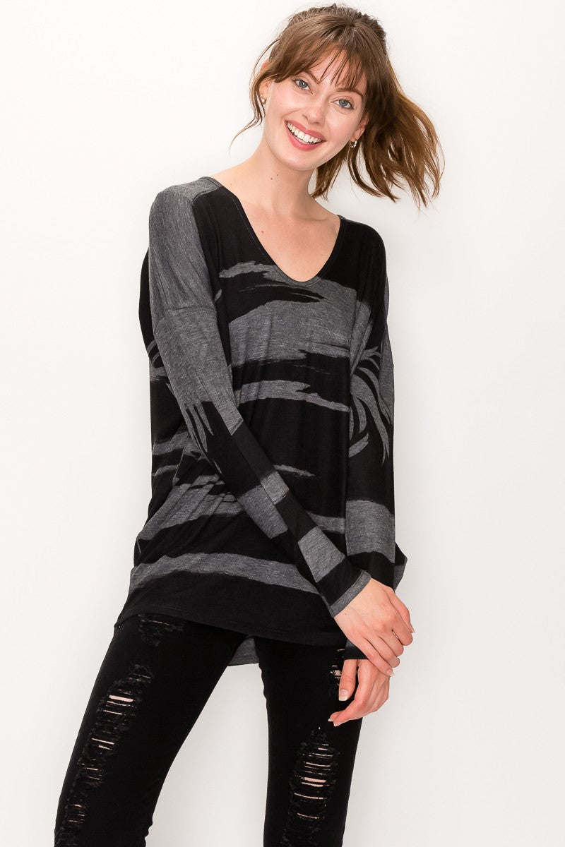 STREAKED DOLMAN V-NECK TOP