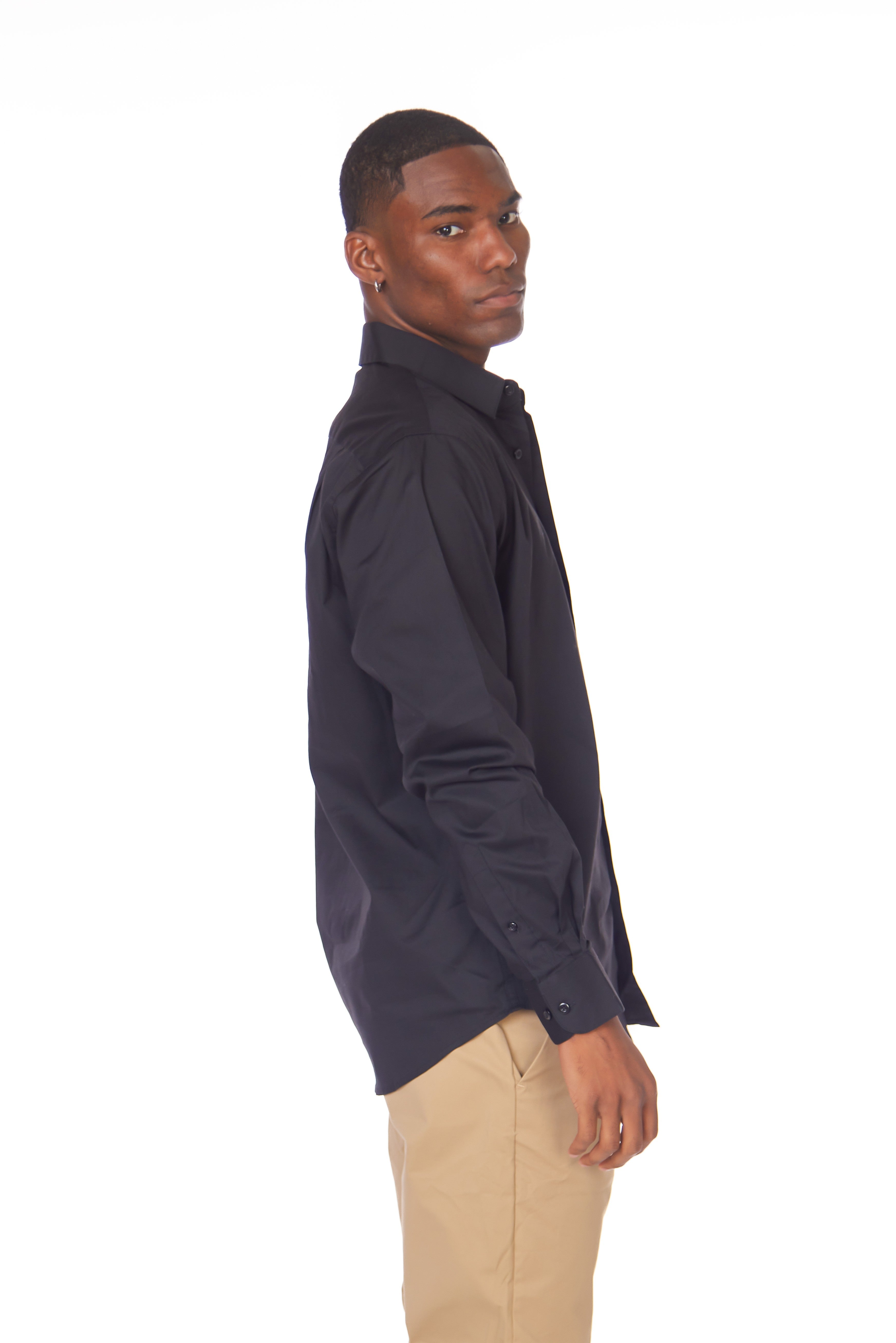 LONG SLEEVE BUTTON UP SHIRT