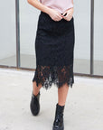 LACE SCALLOP PENCIL SKIRT