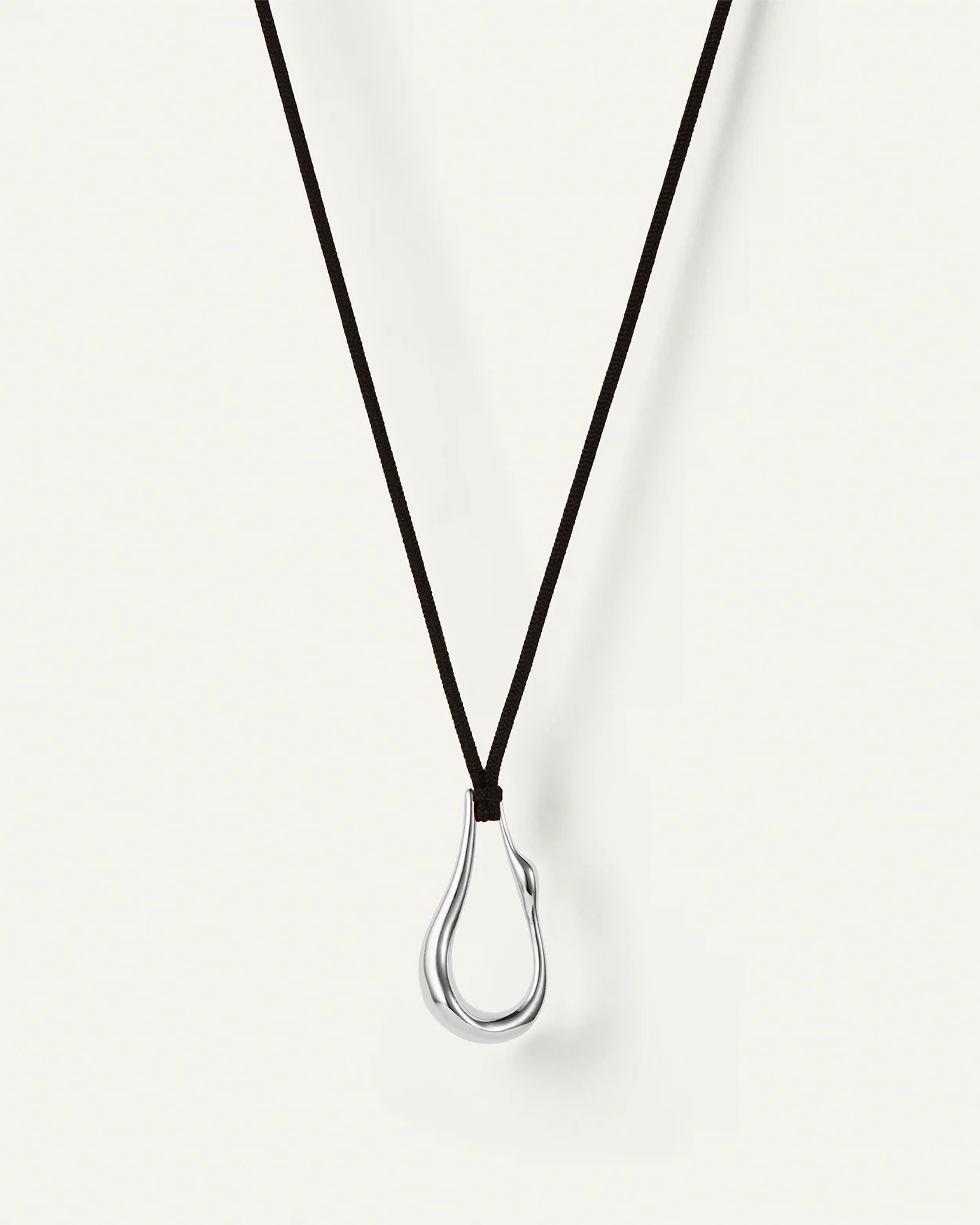 EGRET ROPE NECKLACE