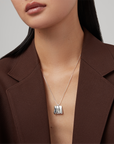 SMALL SUNDRA PENDANT NECKLACE