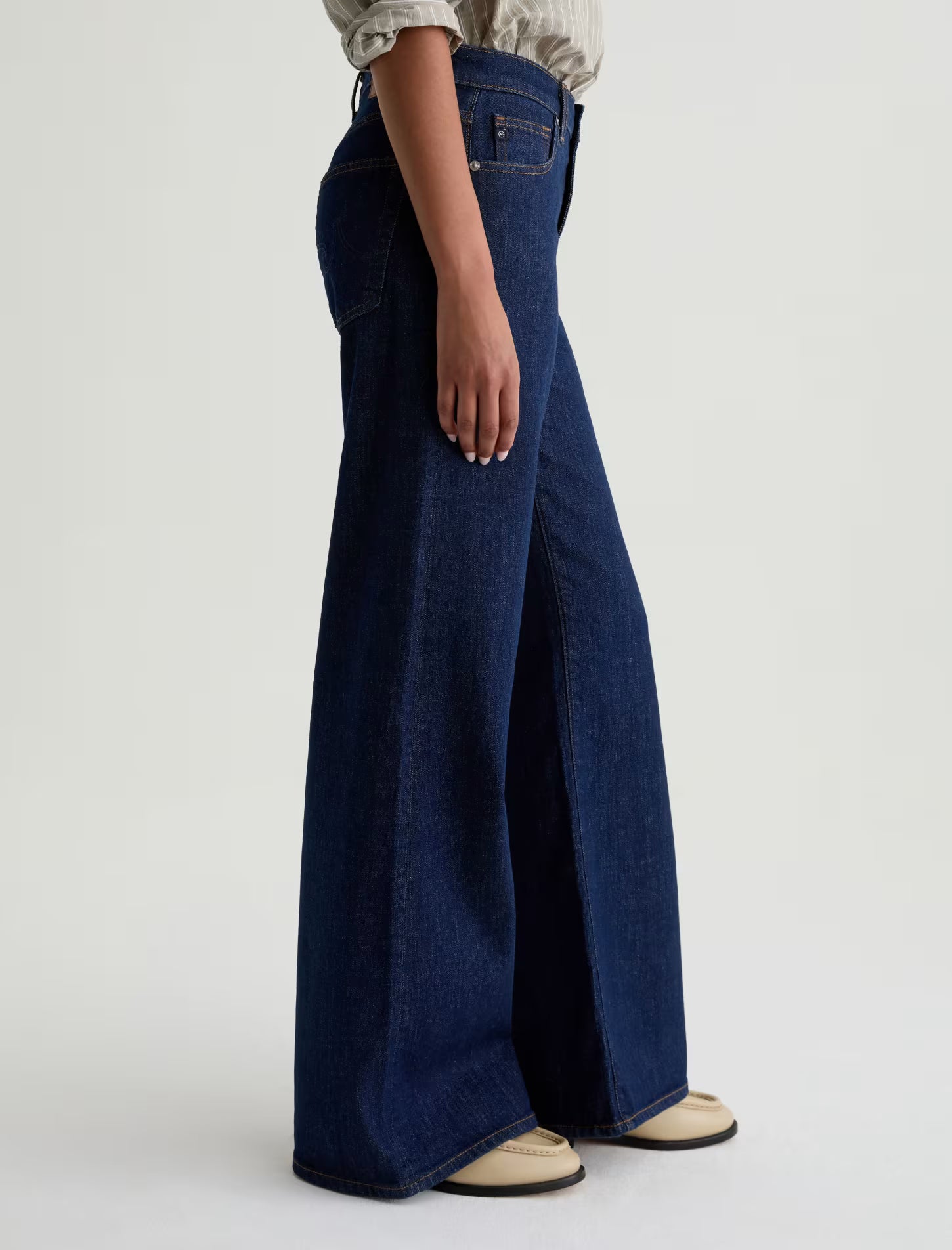 SAIGE MID-RISE WIDE LEG IN SYMMETRY