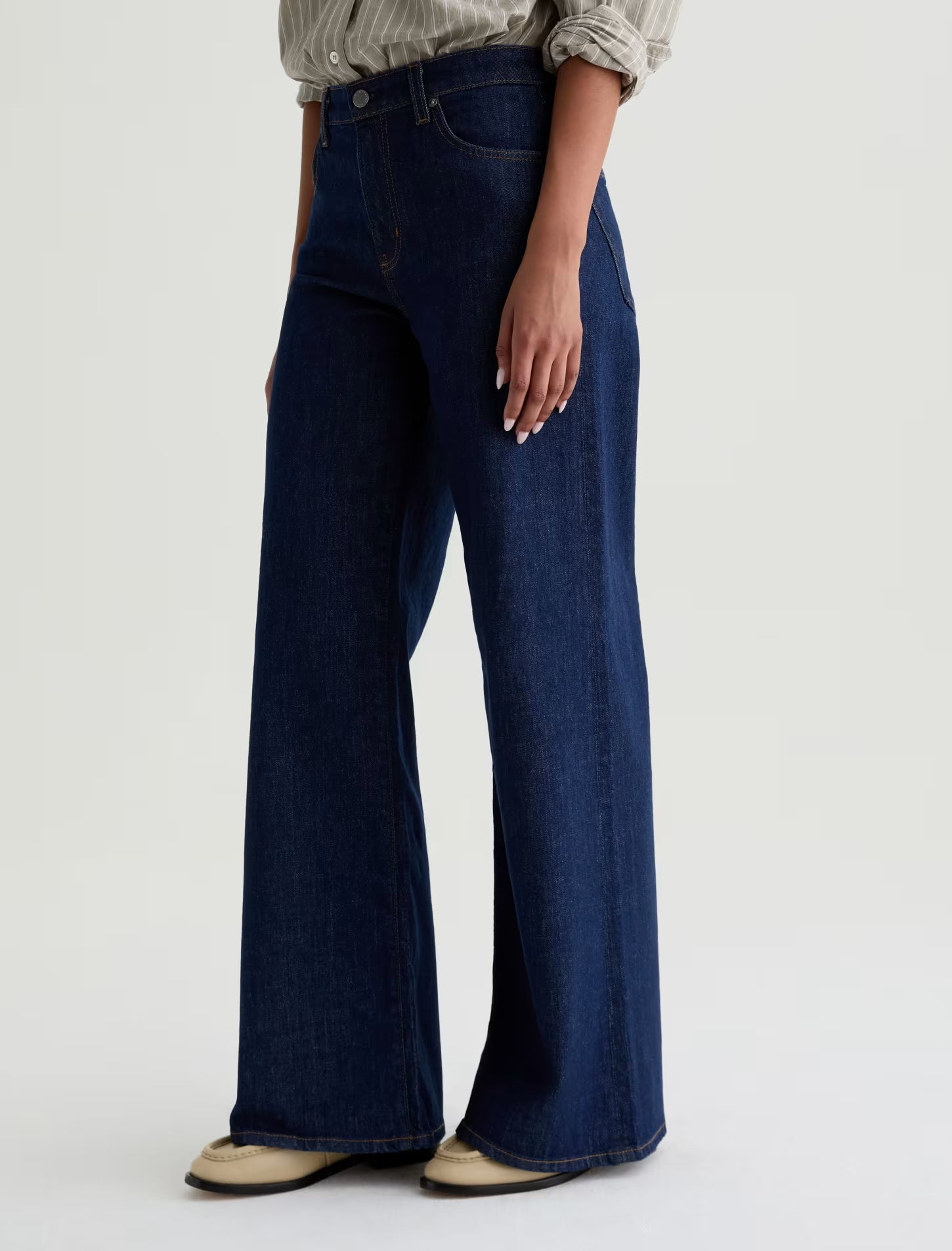 SAIGE MID-RISE WIDE LEG IN SYMMETRY