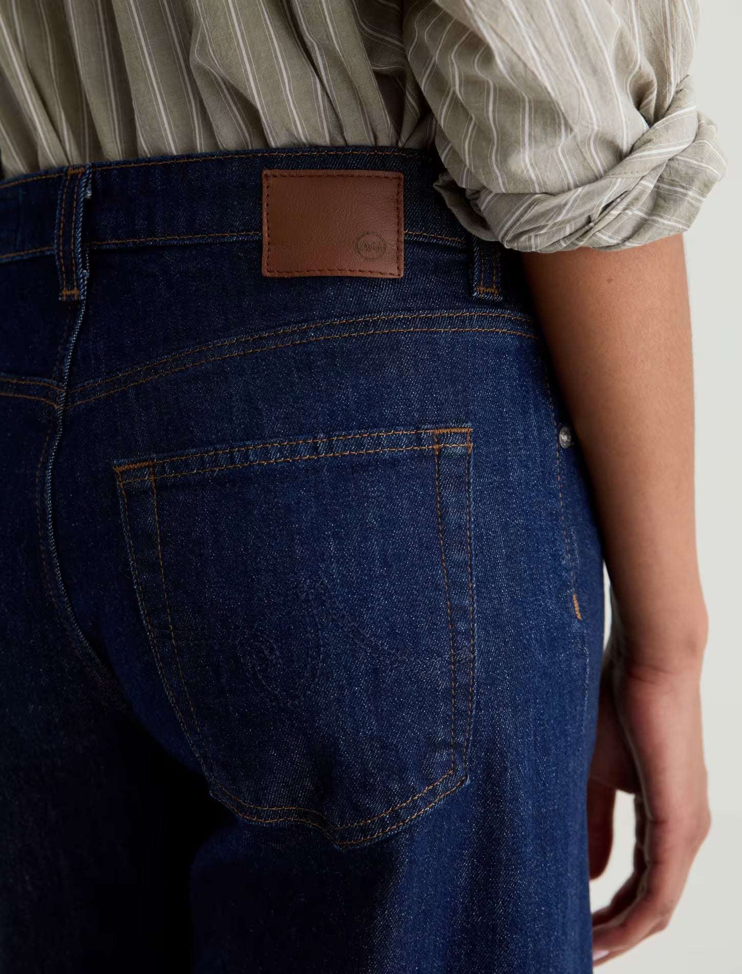 SAIGE MID-RISE WIDE LEG IN SYMMETRY