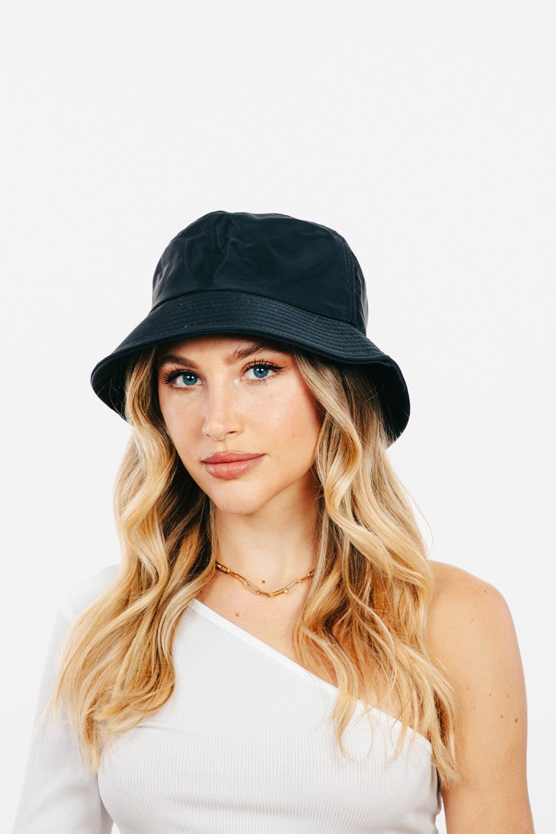 NYLON BUCKET HAT