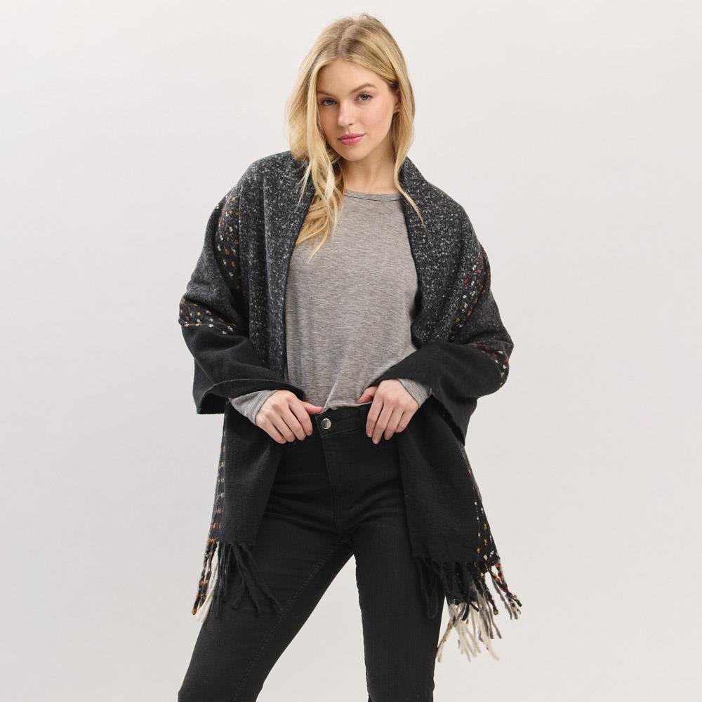 TUFTED LINES SCARF