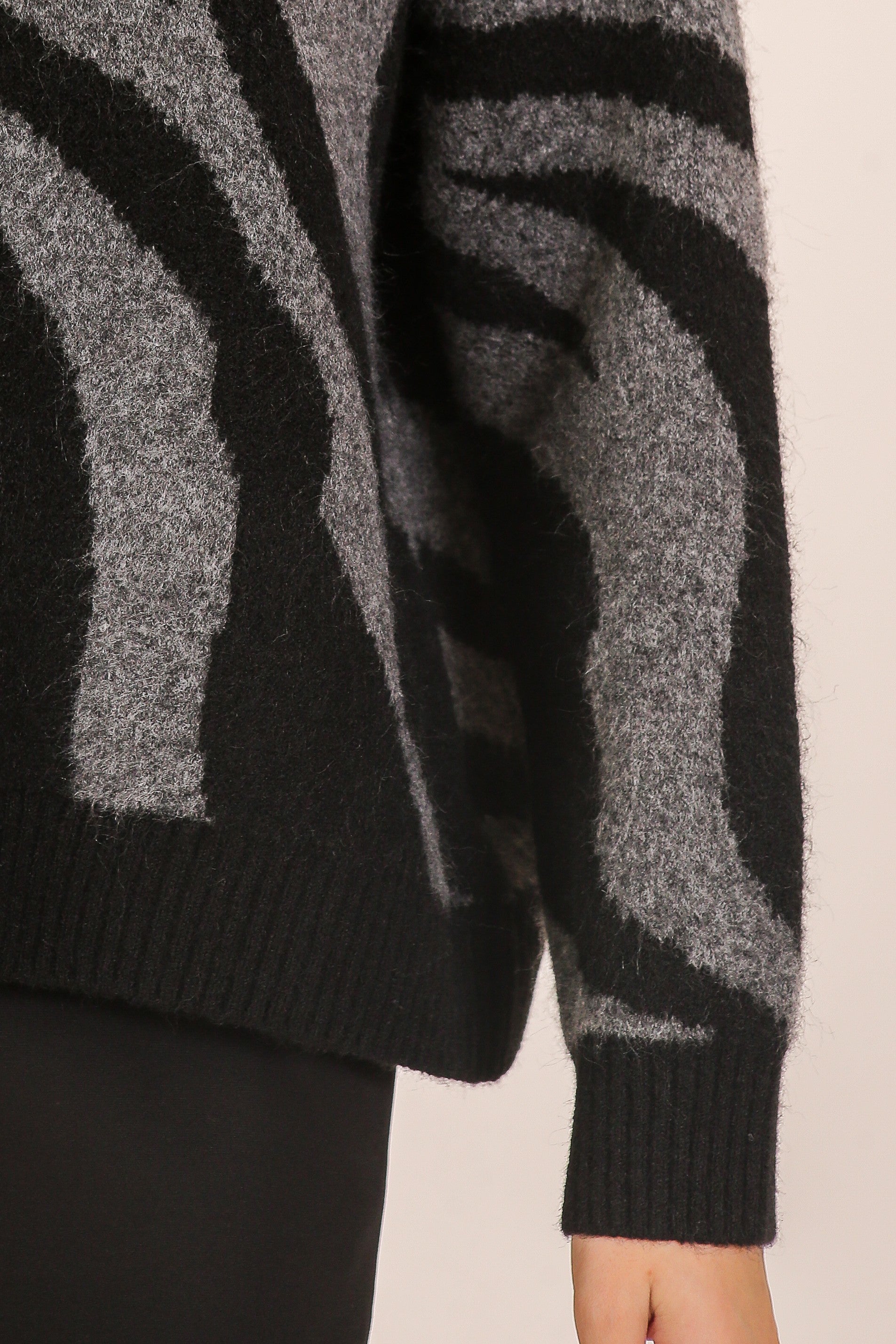 ZEBRA DROP SHOULDER SWEATER