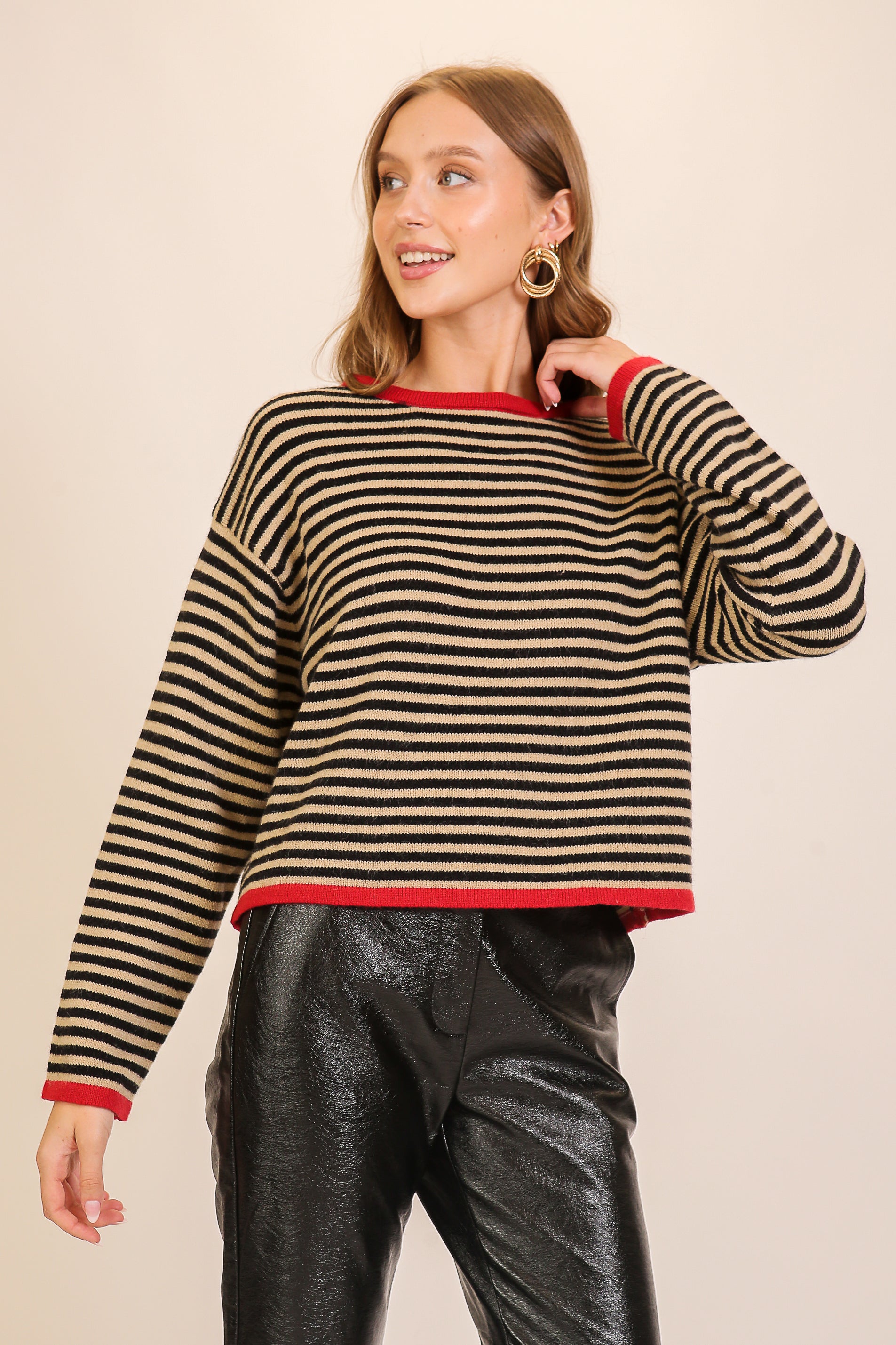CONTRAST EDGE STRIPED SWEATER
