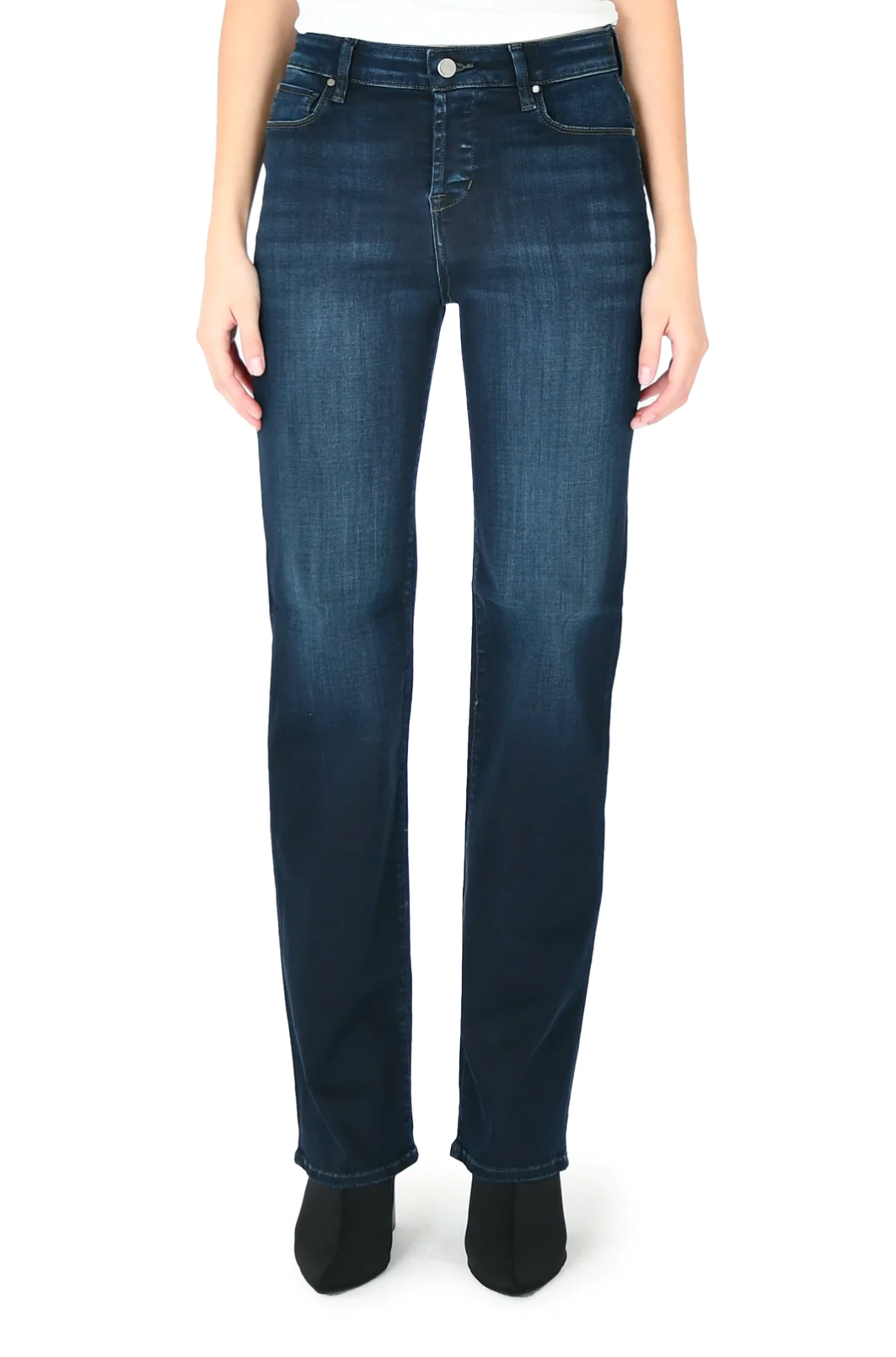 model wearing fidelity denim cali retro straight jean in madera blue, shown from the waist down