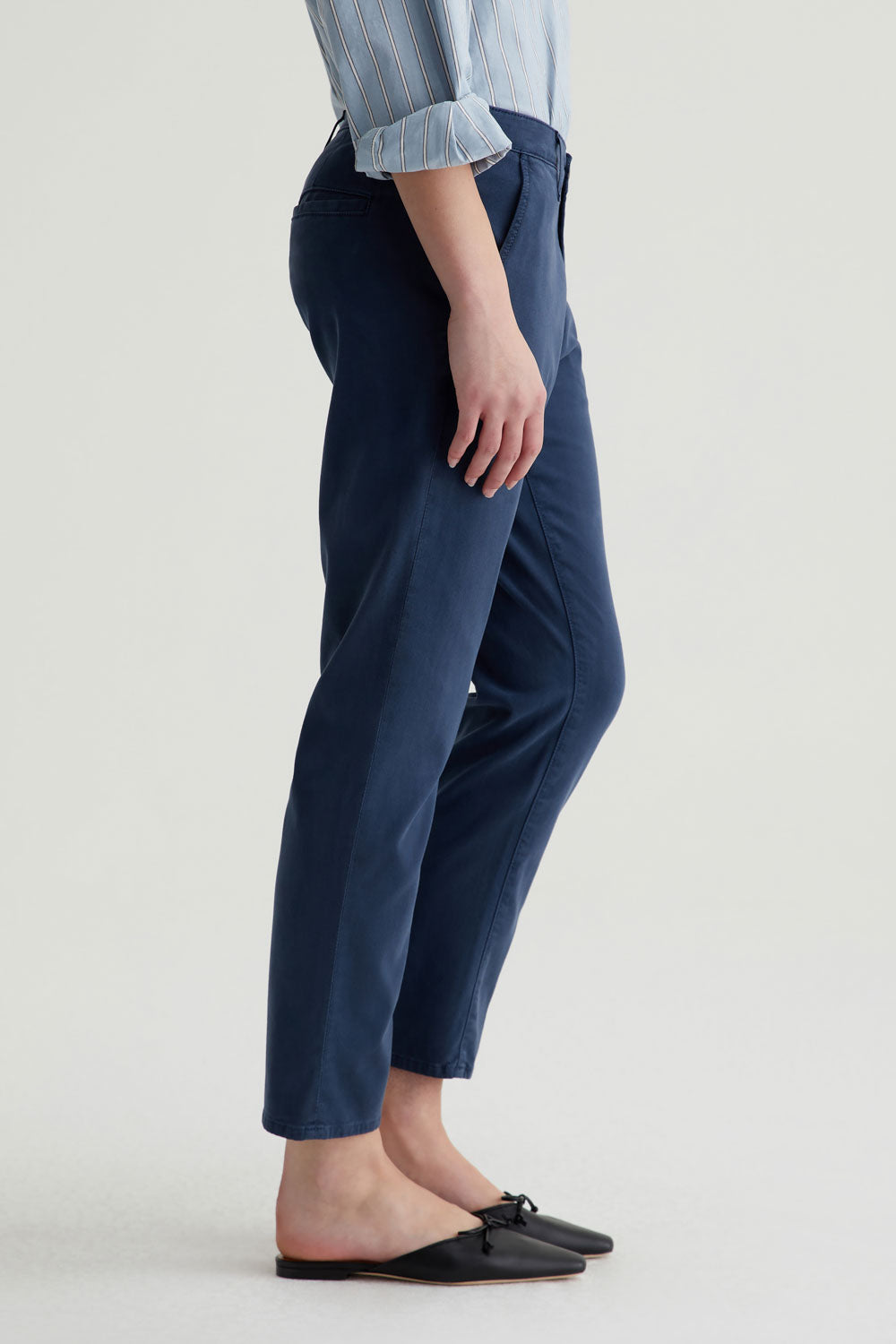 CADEN TAILORED TROUSER IN DEEP TRENCHES