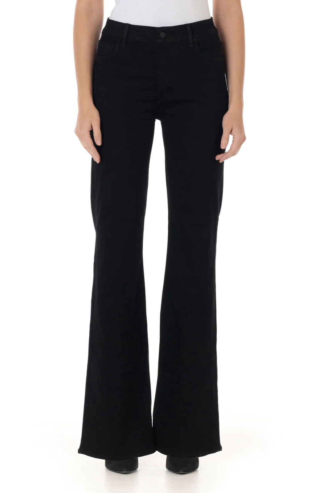 model wearing fidelity denim katie trouser fit in jett black, shown from the waist down