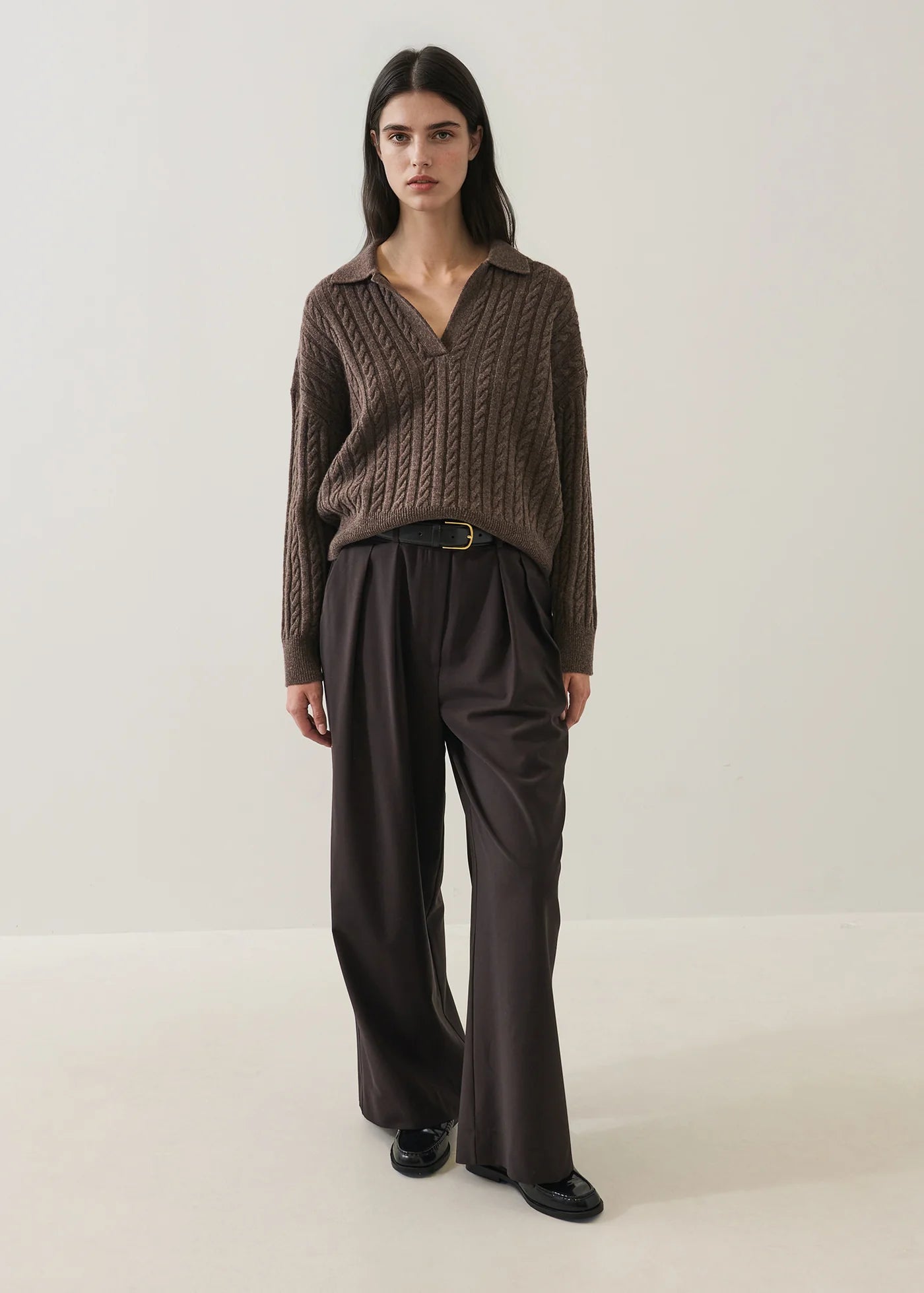 SUPERFINE WOOL CABLE RELAXED POLO SWEATER