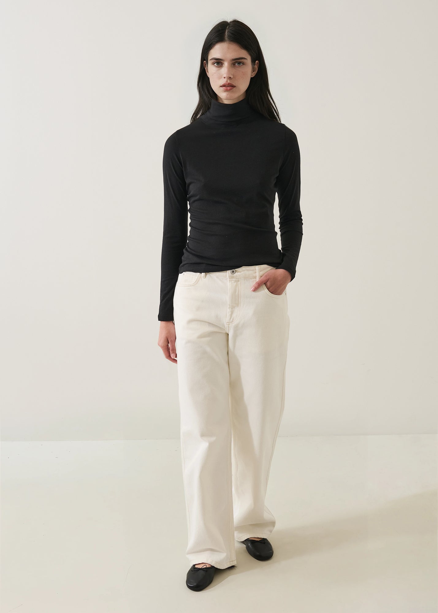 LONG SLEEVE PIMA FITTED TURTLENECK