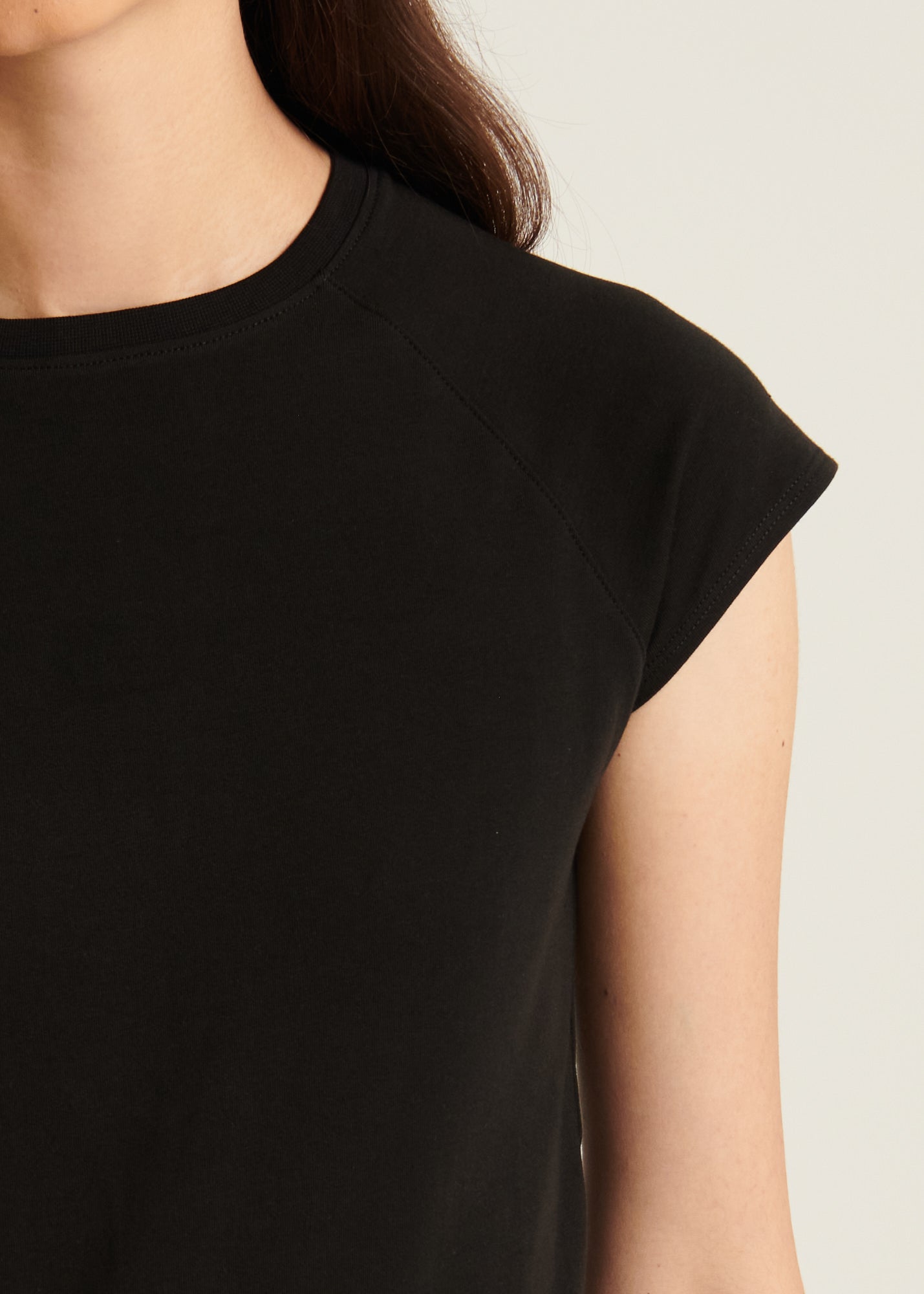 SHORT SLEEVE ICONIC RAGLAN BABY TEE