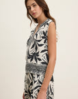 LINDSAY FIJI PRINT SLEEVELESS TOP
