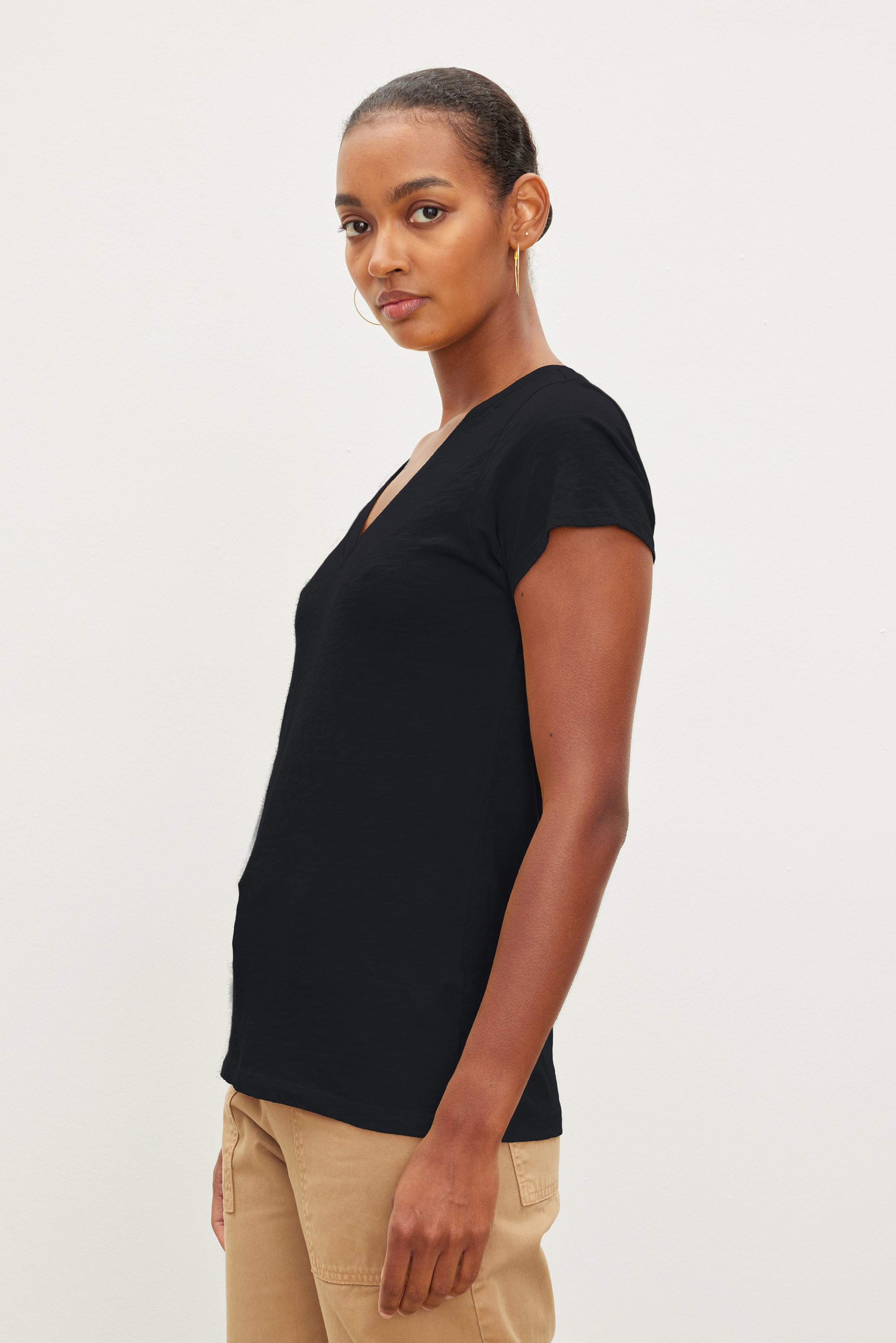 JILL CITY SLUB V-NECK TEE