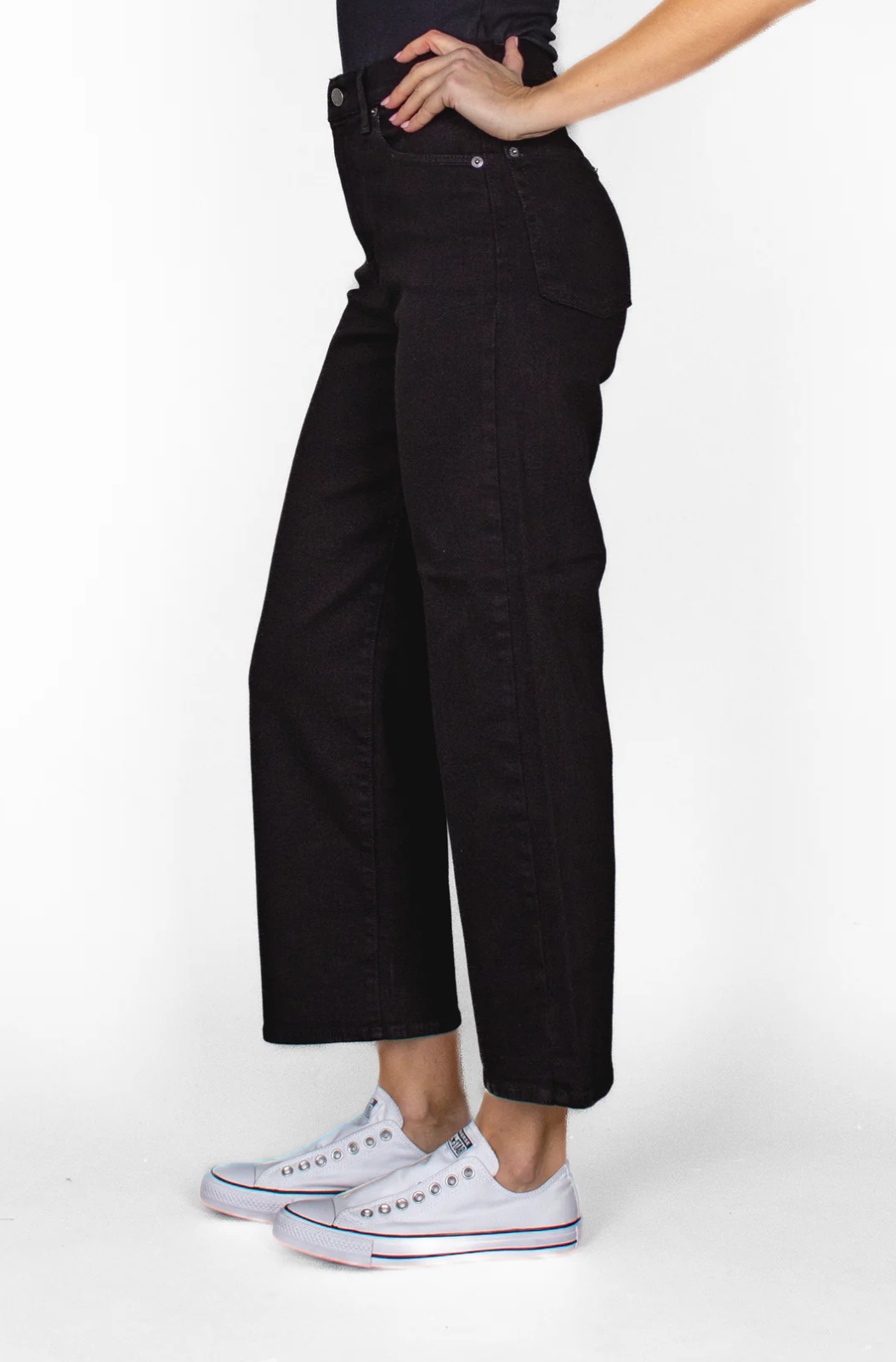 SAVANNAH WIDE LEG IN FOREVER BLACK