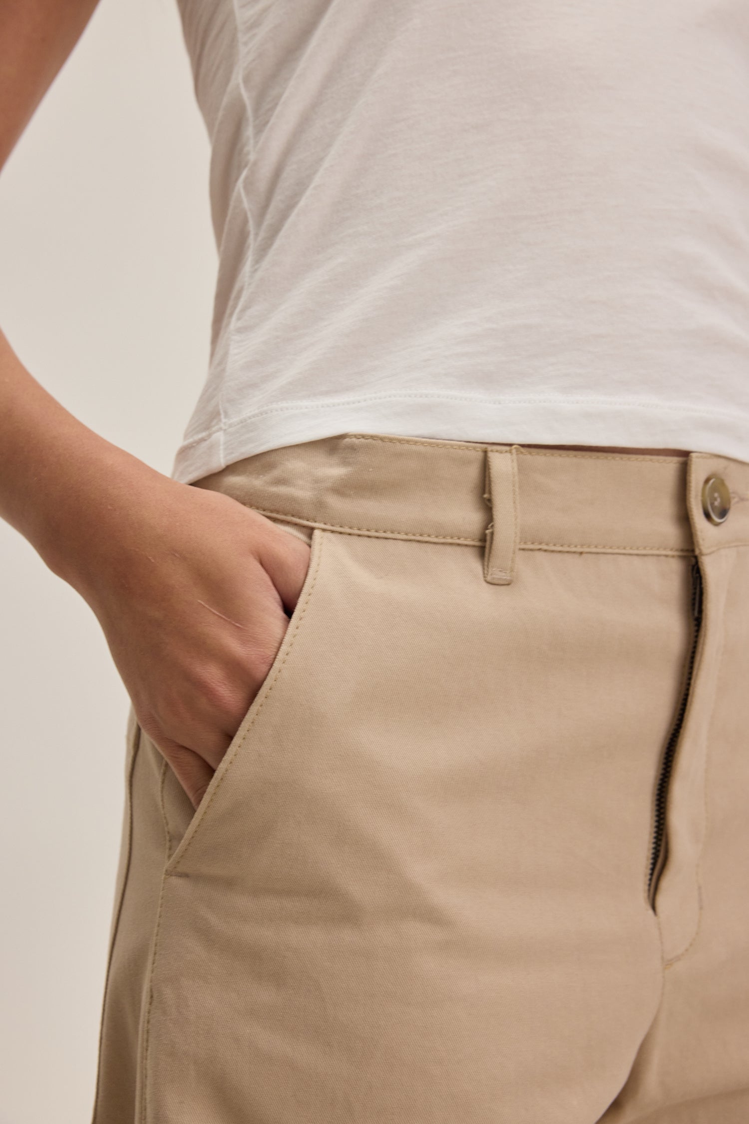 ALEXIS TWILL PANT WITH DARTED KNEE