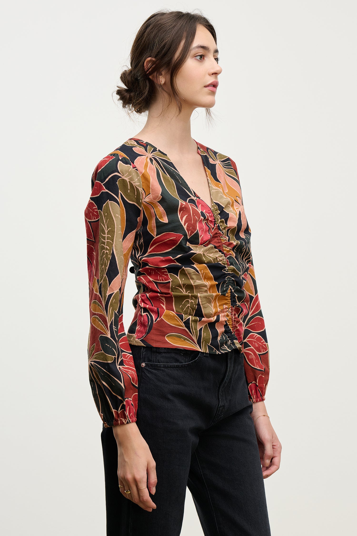 SYDNEY RUCHED FLORAL V-NECK BLOUSE