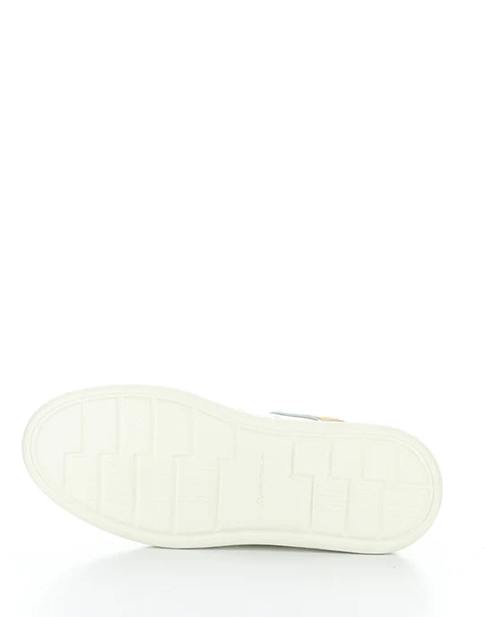 KIT SUEDE ACCENT RETRO SNEAKER