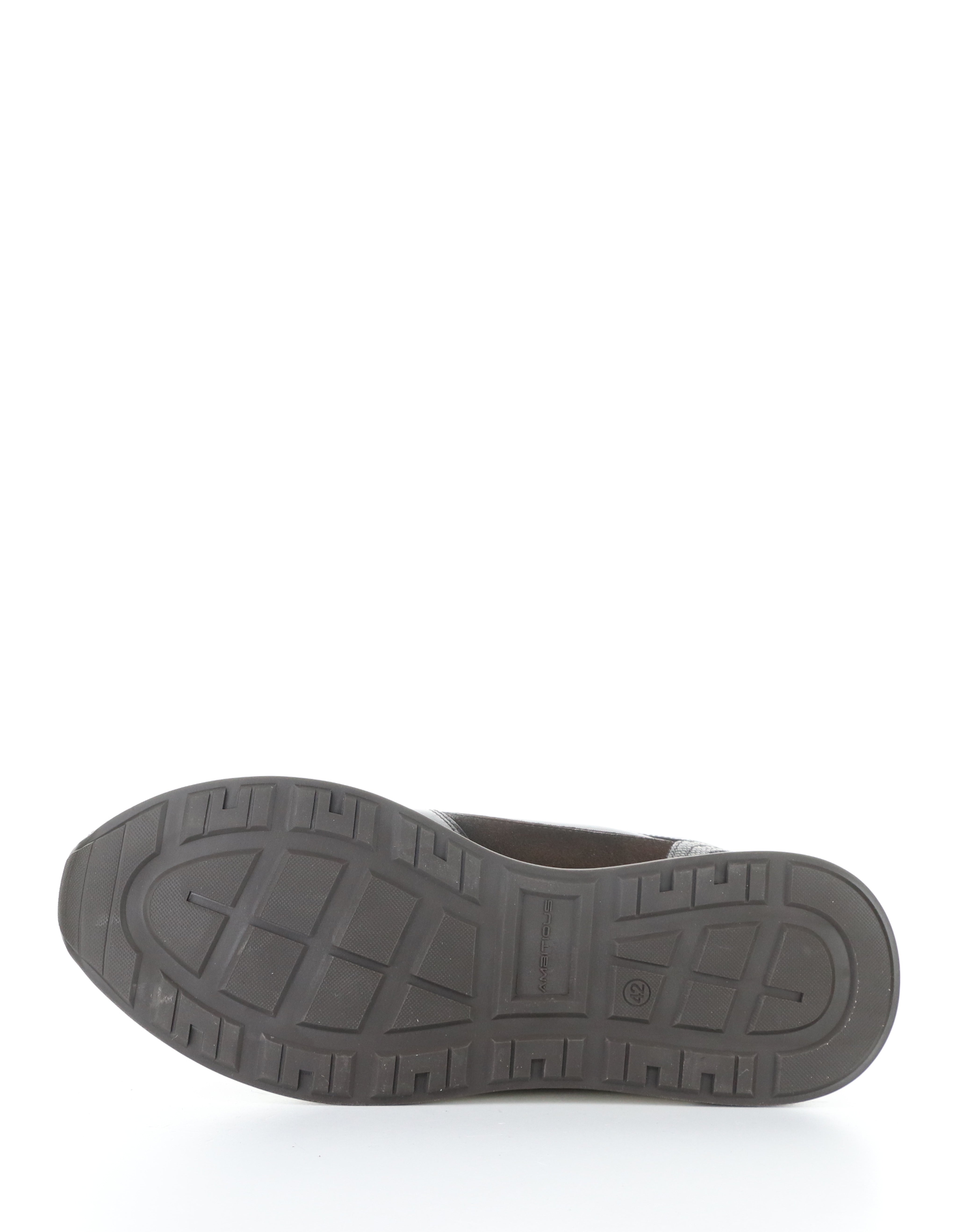 SLOW PREMIUM LEATHER SNEAKER