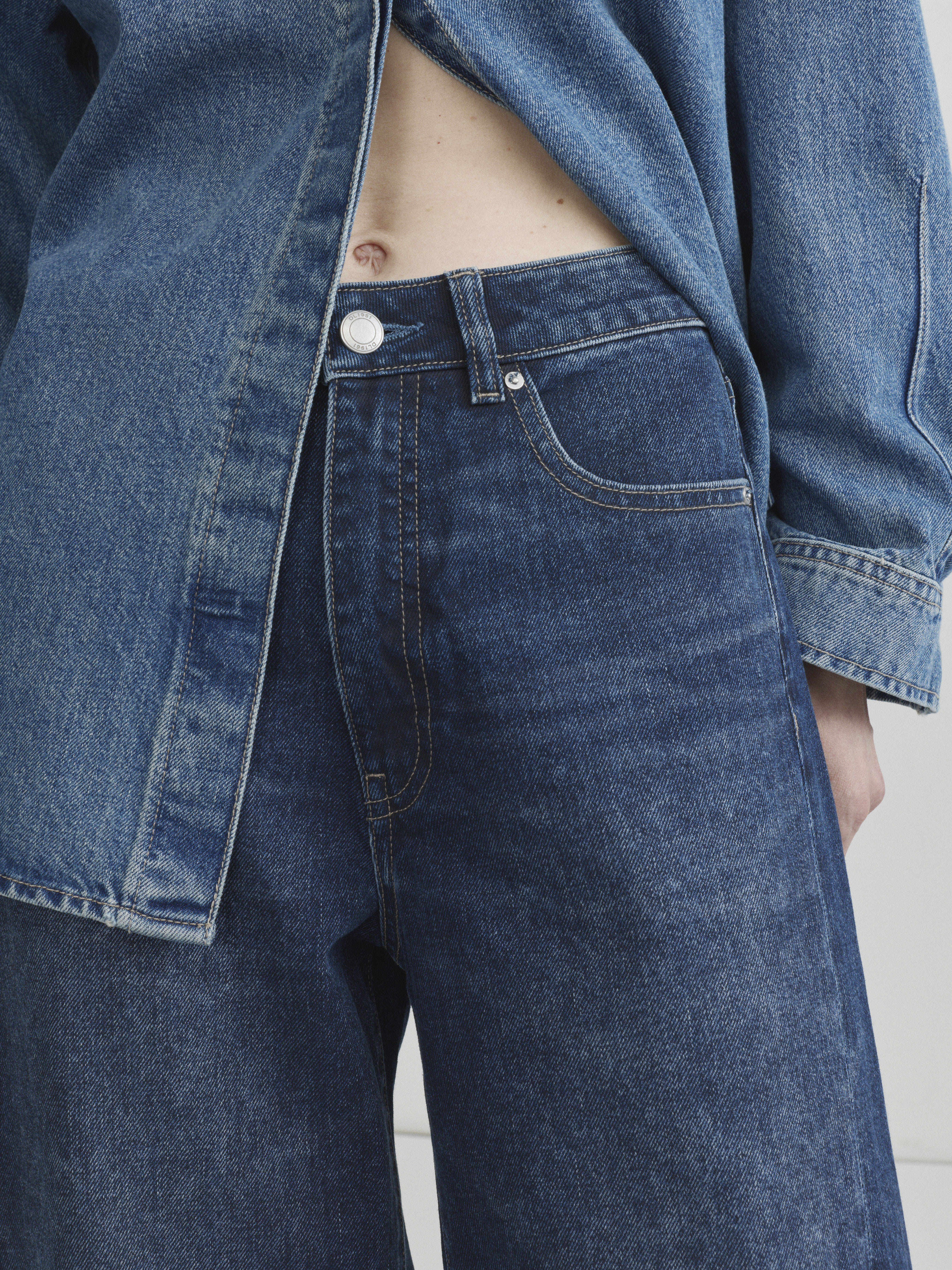 MIRO HIGH-RISE BARREL IN OXFORD BLUE