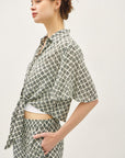 DIAMOND PALMS SHORT SLEEVE TIE FRONT SHIRT