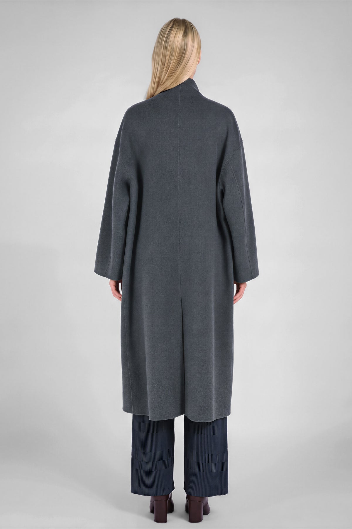 LARGE LAPEL WOOL COAT