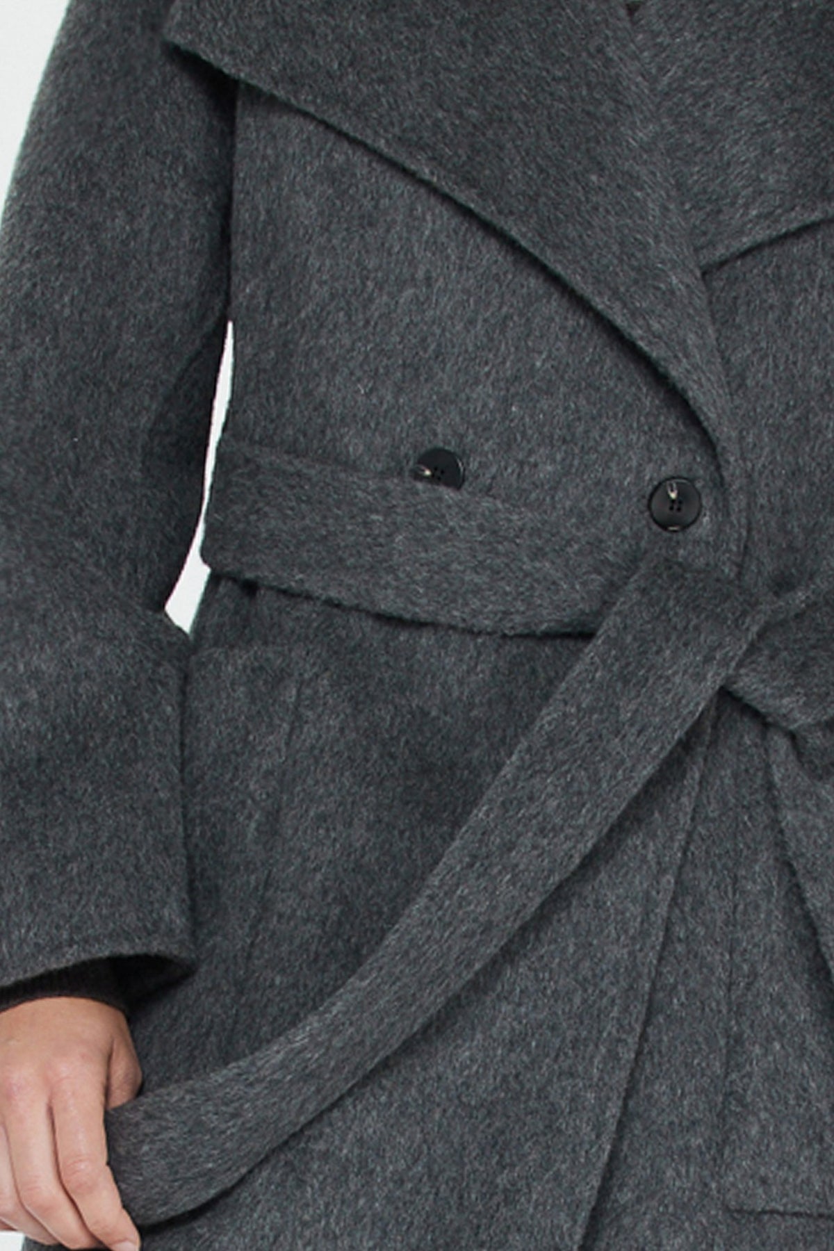 LARGE LAPEL WOOL COAT