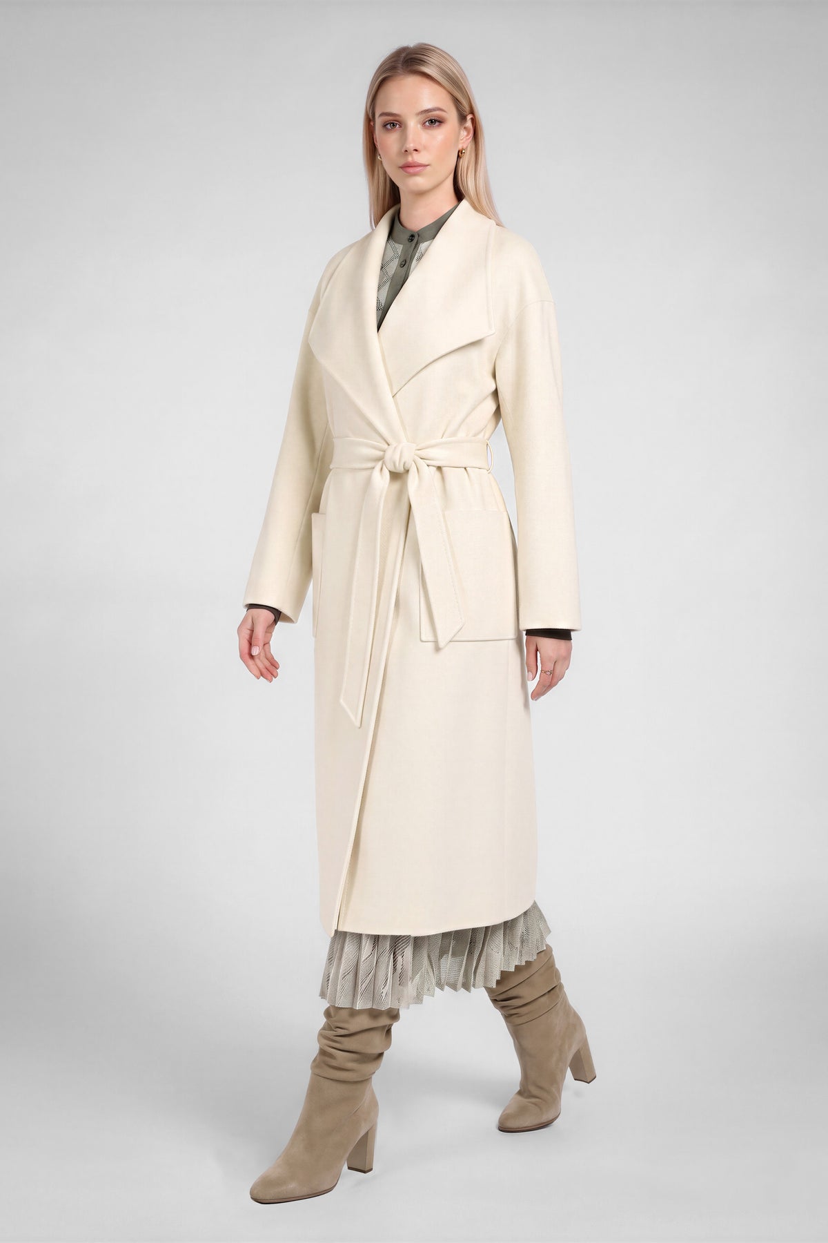 LARGE LAPEL WOOL COAT