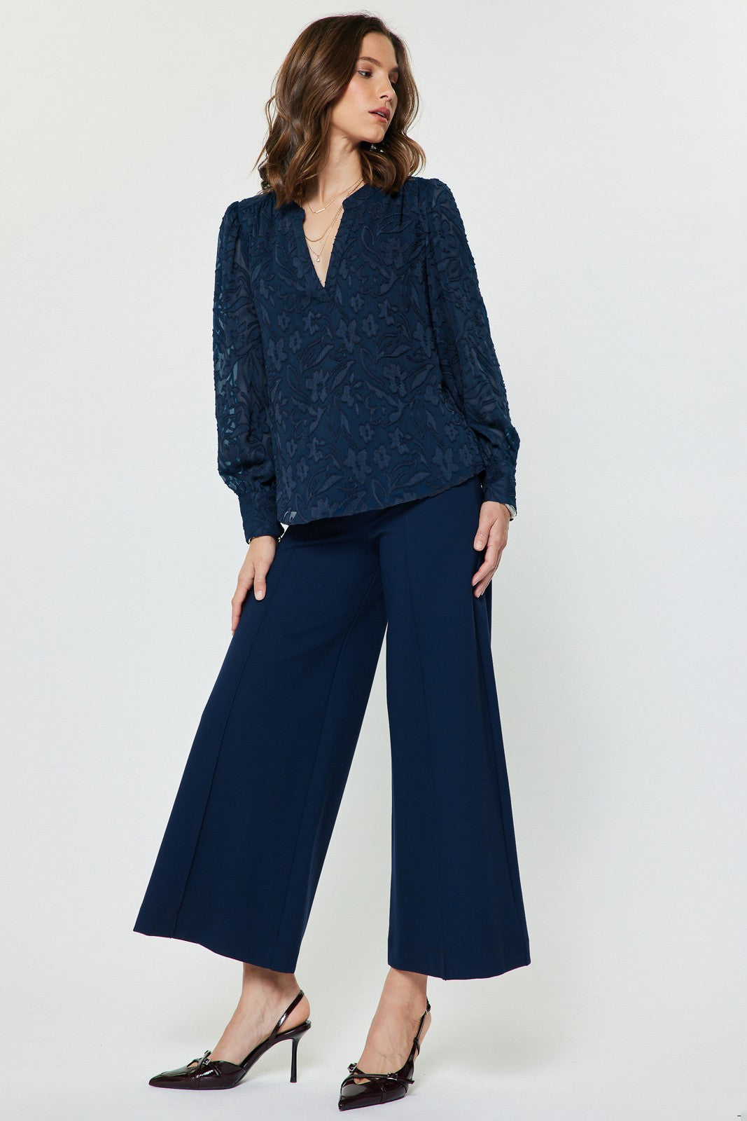 FLORAL JACQUARD SPLIT NECK BLOUSE