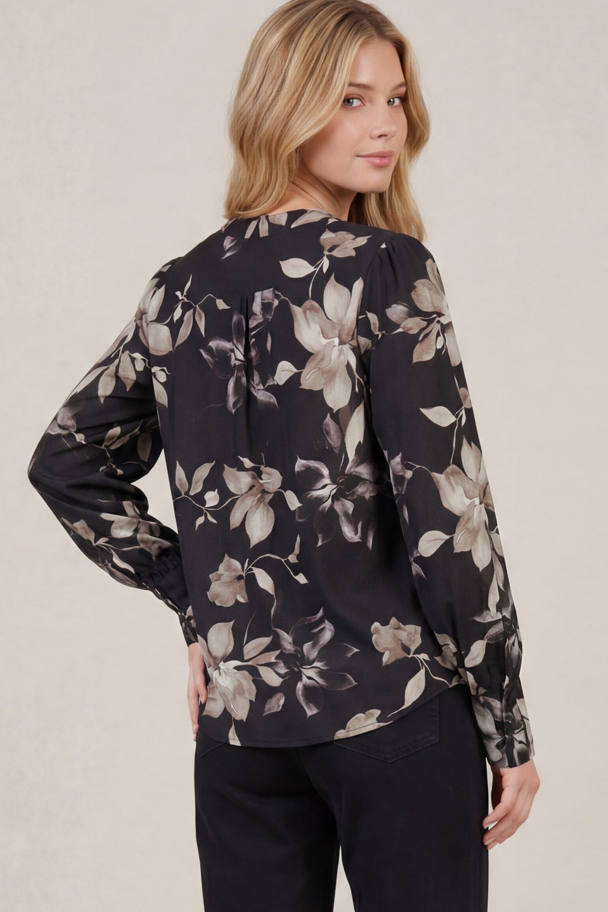 FLORAL SPLIT NECK BLOUSE