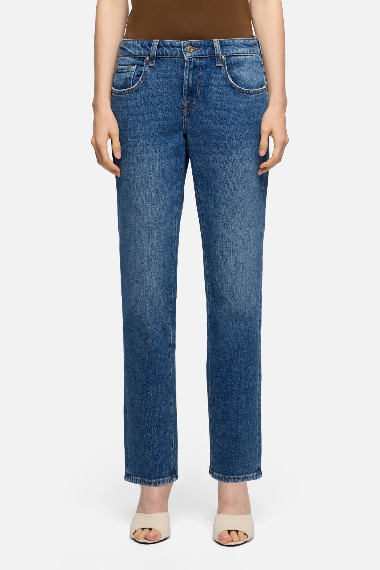 7 for all mankind the slim cigarette jeans Polished and effortless with a crisp ankle finish LOW CIGARETTE IN EXPLORER