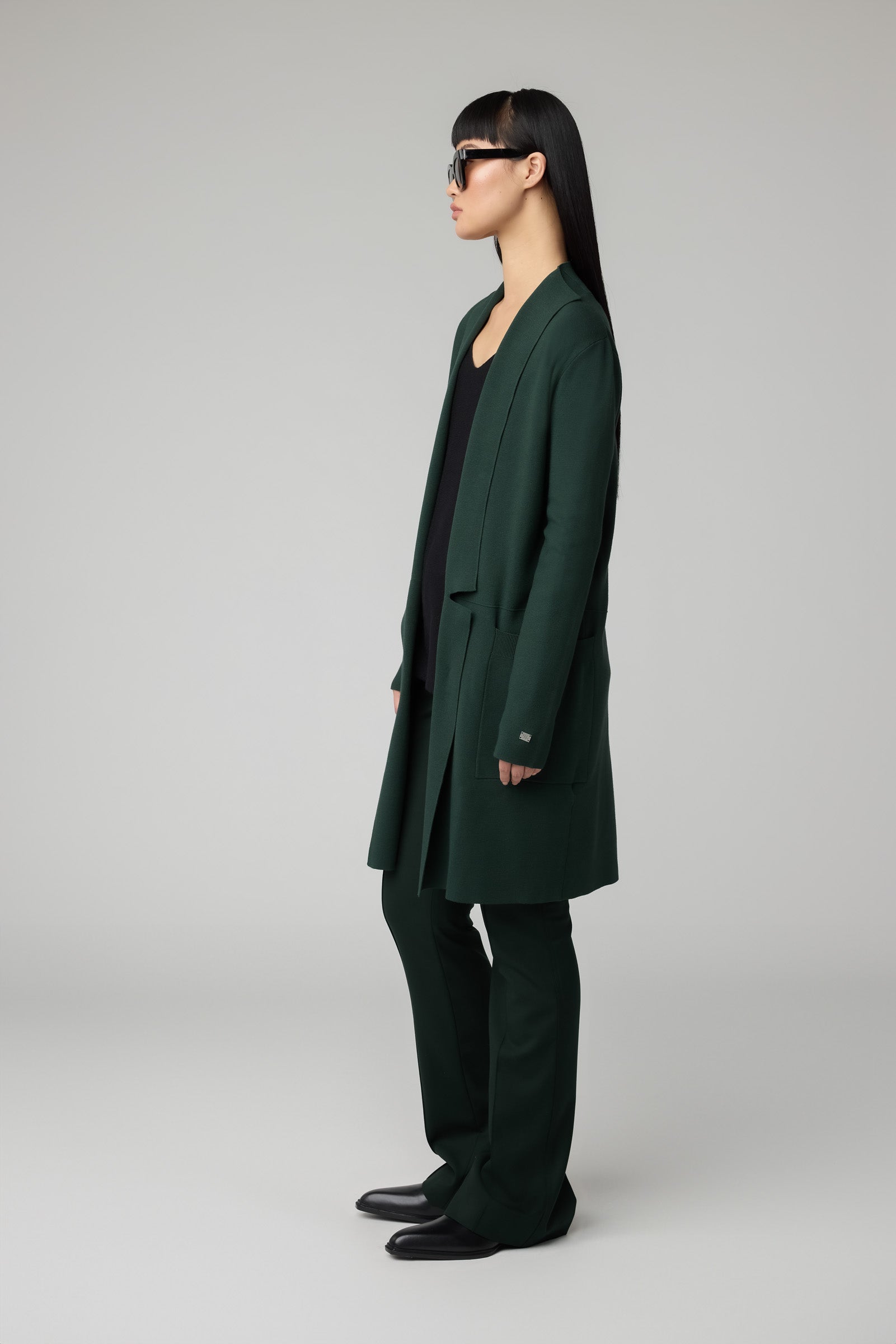 BENELA MID LENGTH SPLIT LAPEL COATIGAN