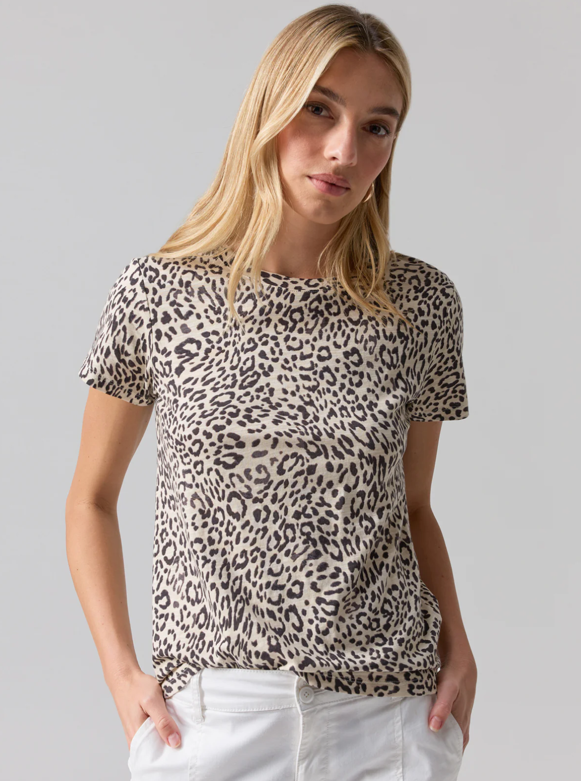THE PERFECT TEE IN GENTLE SPOTS