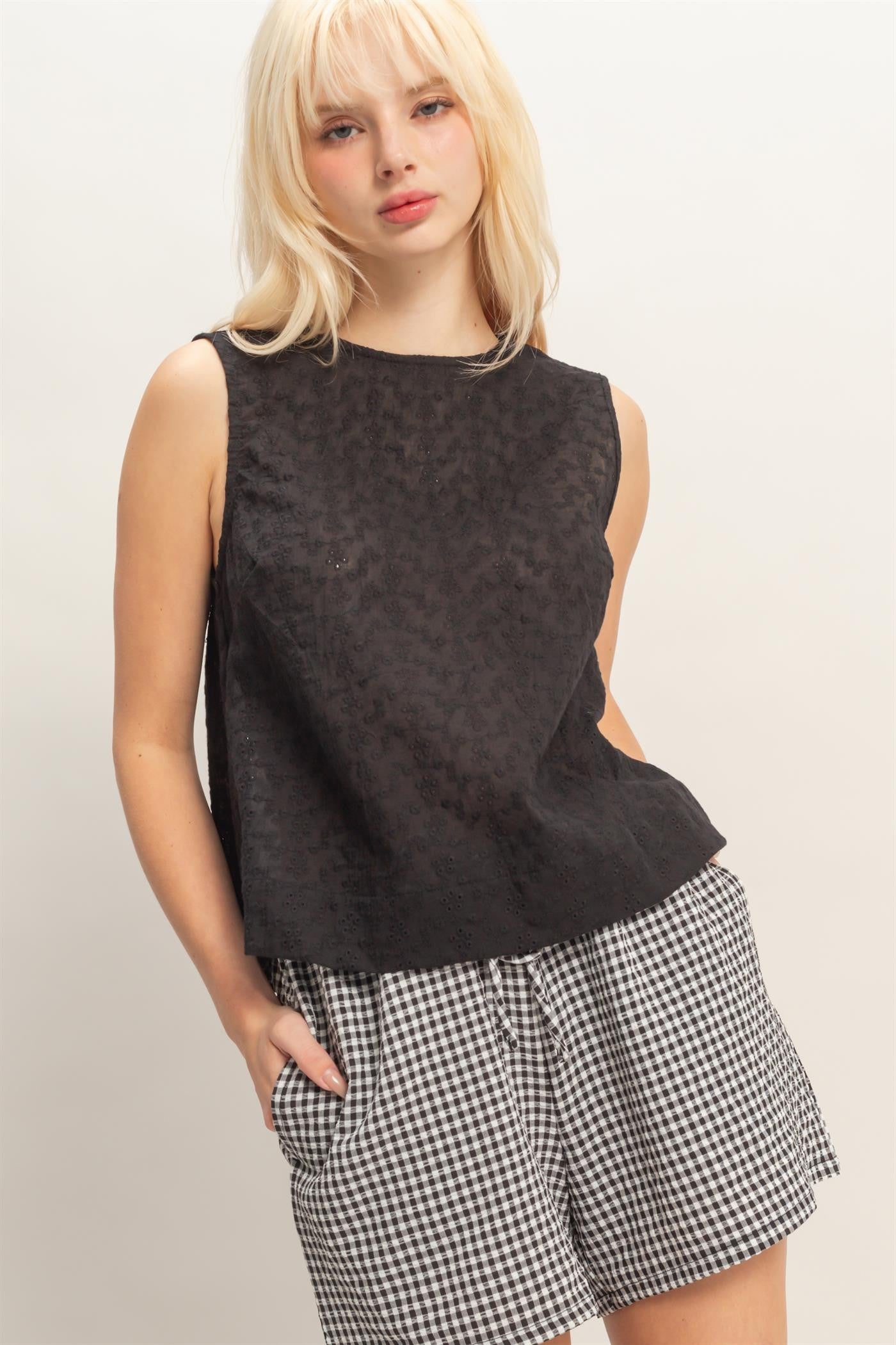 トップス BEEDEN EYELET BACK PRINT TANK Black DZ26C541_BLACK_1.jpg?v=