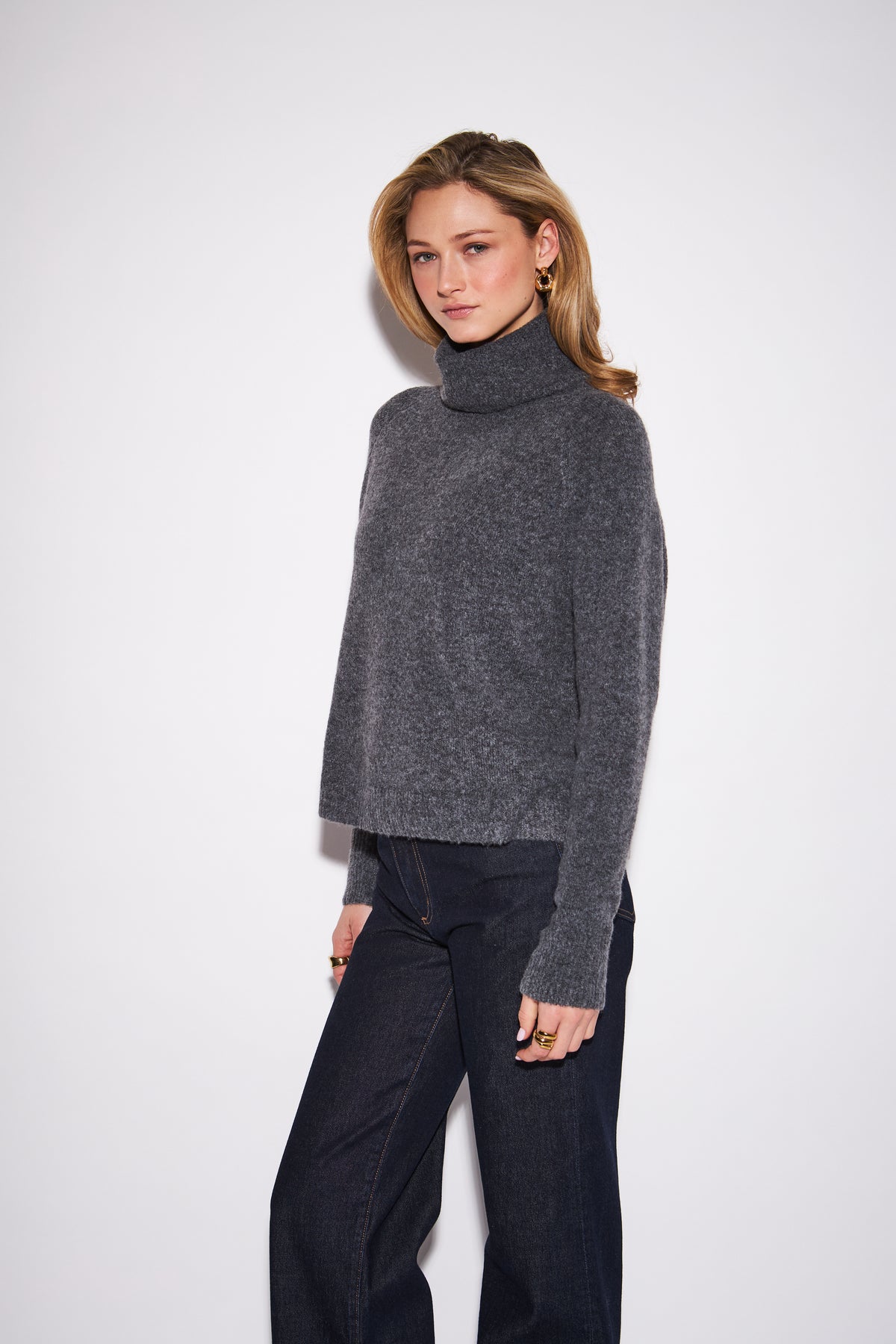 EMMETT SLOUCH NECK SWEATER